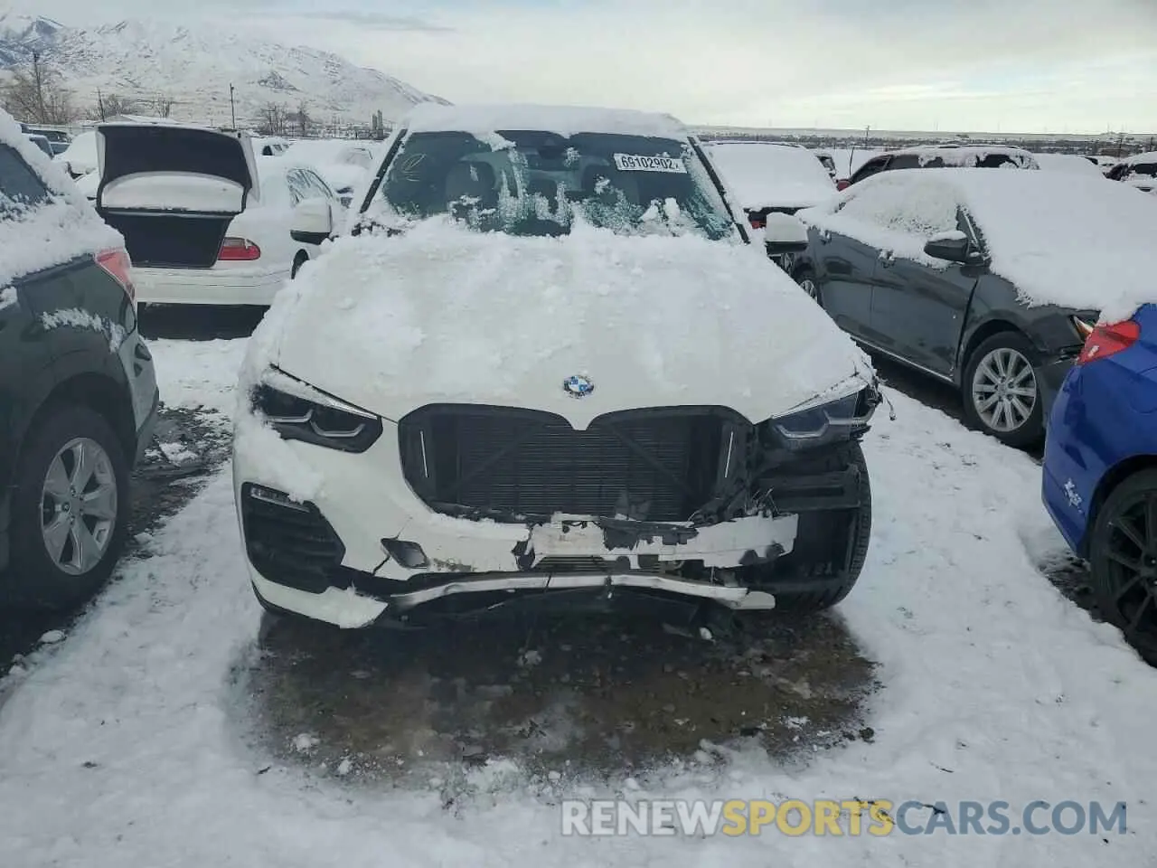5 Photograph of a damaged car 5UXCR6C50KLL04443 BMW X5 2019