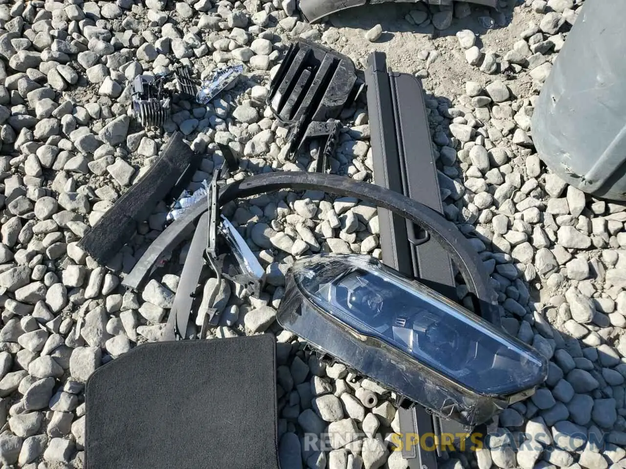 13 Photograph of a damaged car 5UXCR6C50KLL06497 BMW X5 2019