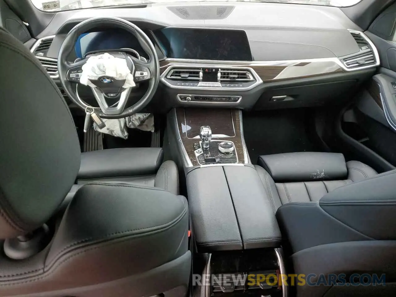 8 Photograph of a damaged car 5UXCR6C50KLL06497 BMW X5 2019