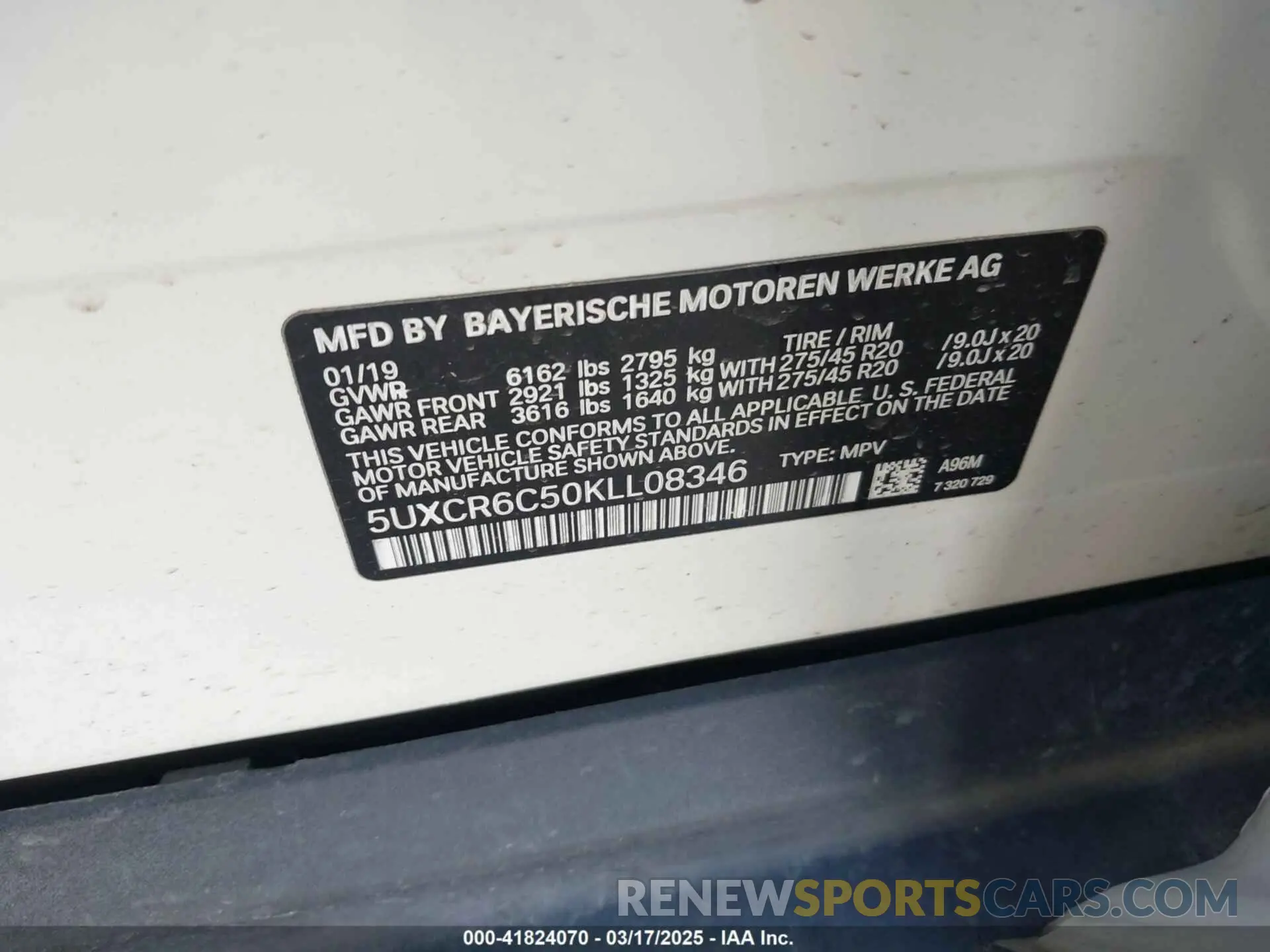 9 Photograph of a damaged car 5UXCR6C50KLL08346 BMW X5 2019