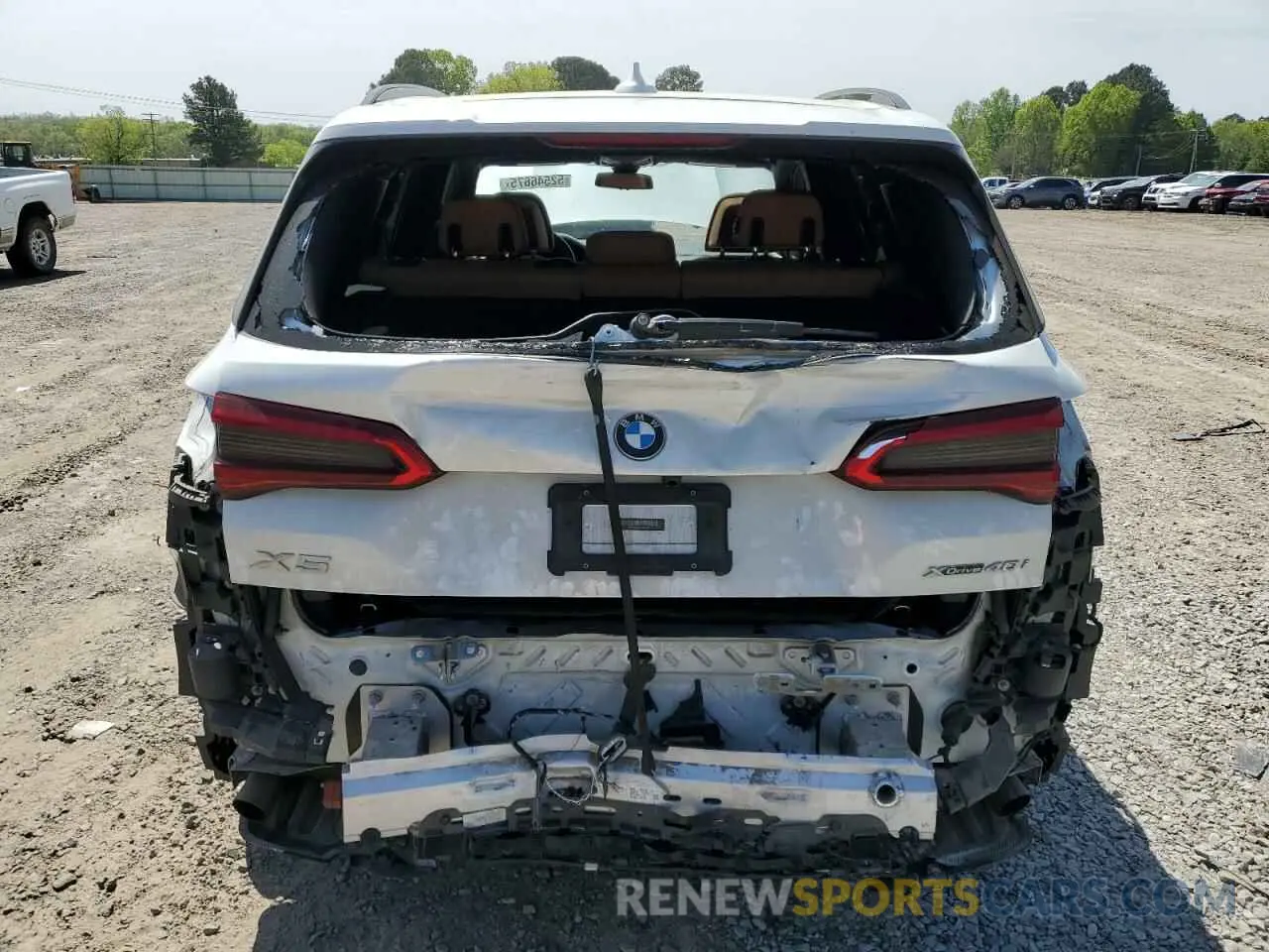 6 Photograph of a damaged car 5UXCR6C50KLL13255 BMW X5 2019