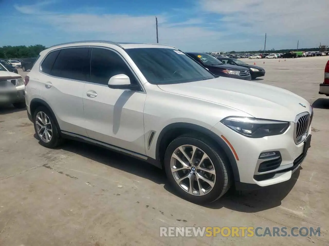 4 Photograph of a damaged car 5UXCR6C50KLL26006 BMW X5 2019