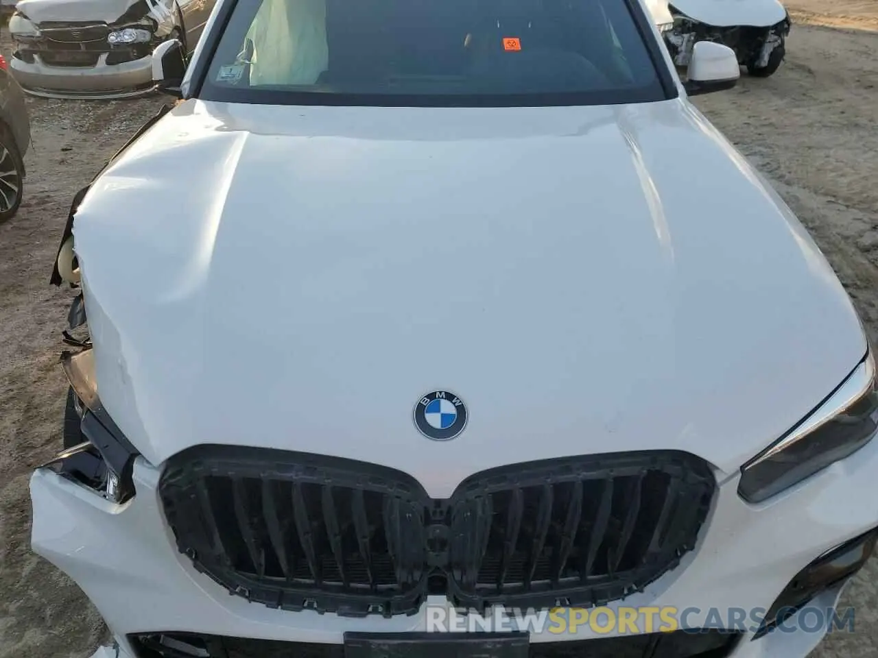 12 Photograph of a damaged car 5UXCR6C50KLL38348 BMW X5 2019