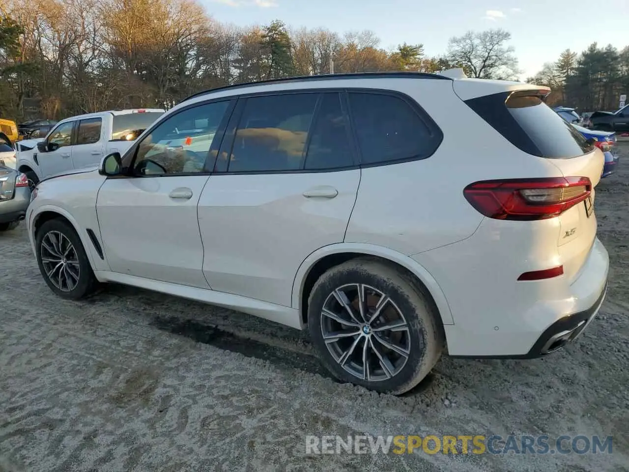 2 Photograph of a damaged car 5UXCR6C50KLL38348 BMW X5 2019