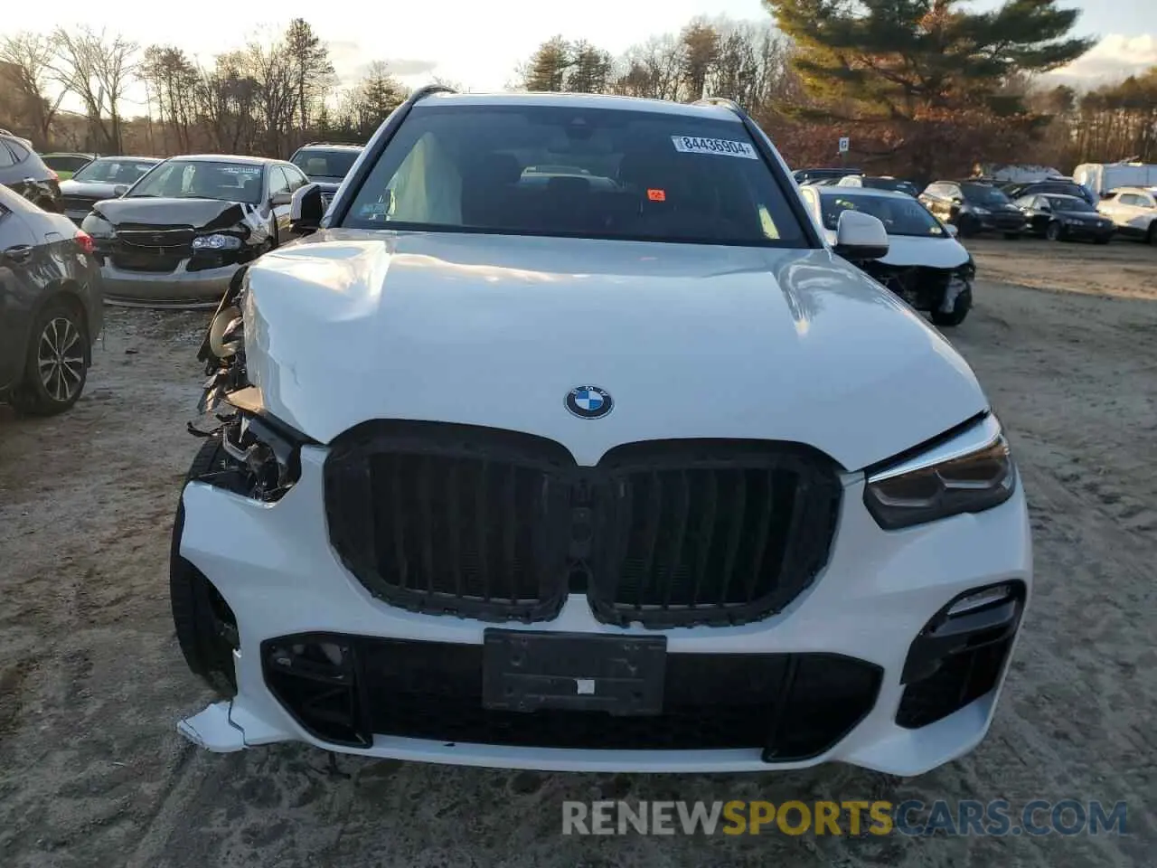 5 Photograph of a damaged car 5UXCR6C50KLL38348 BMW X5 2019