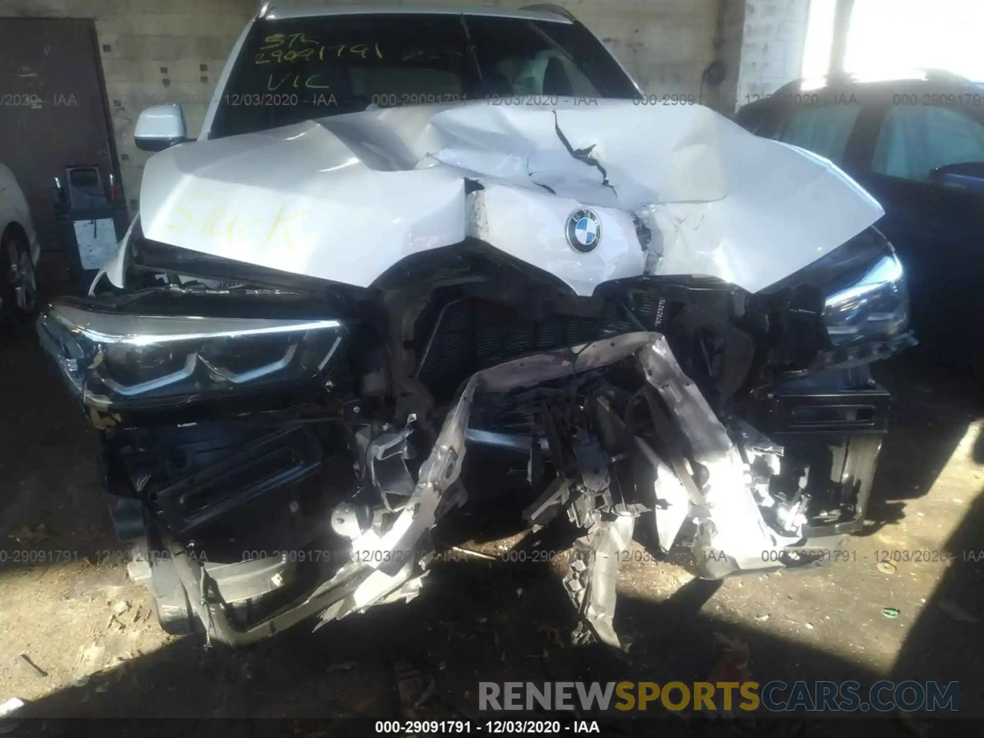 6 Photograph of a damaged car 5UXCR6C50KLL53285 BMW X5 2019