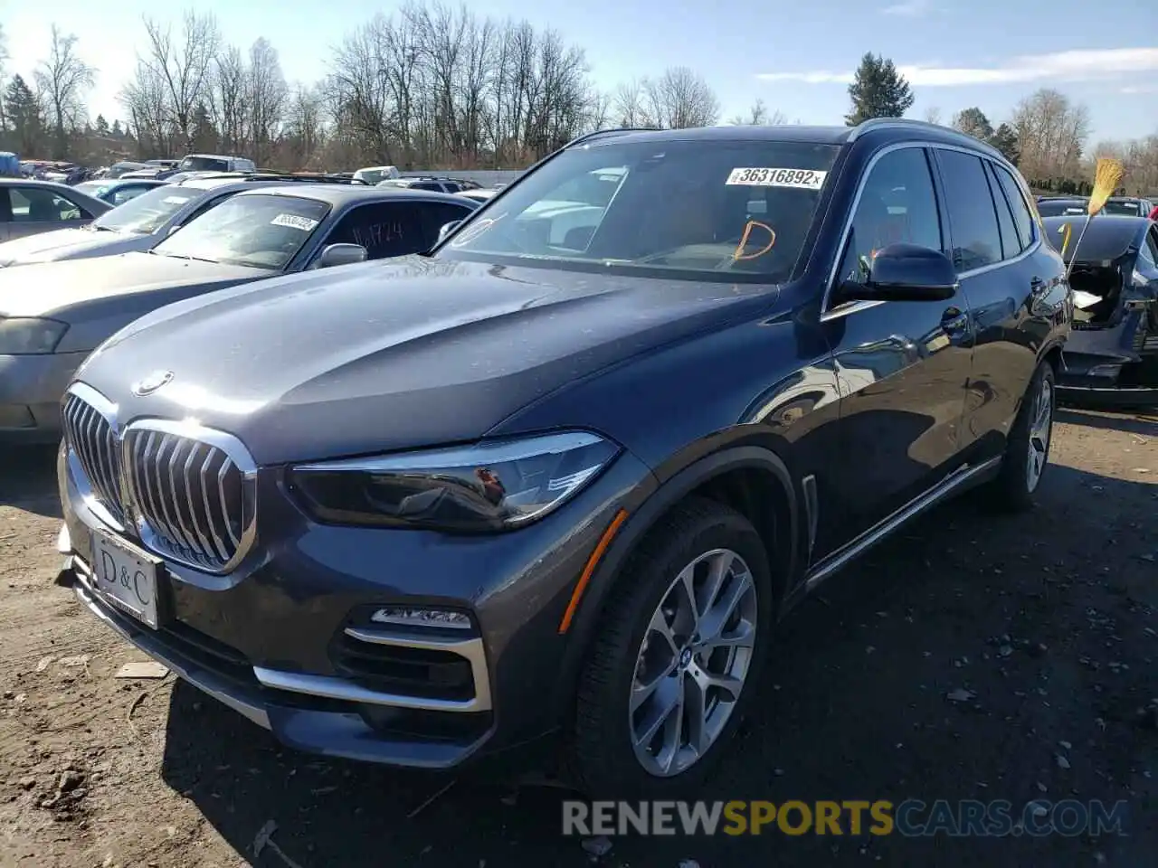 2 Photograph of a damaged car 5UXCR6C51KLK82923 BMW X5 2019