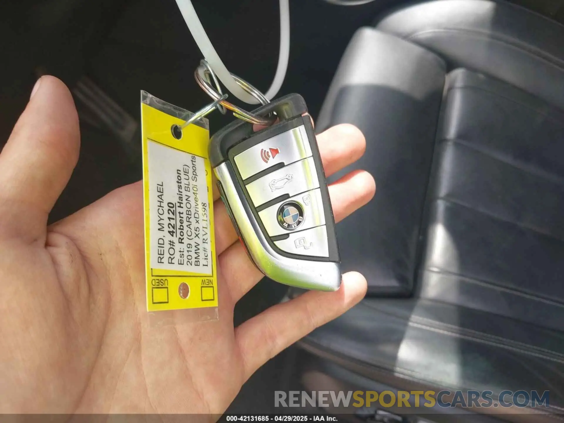 11 Photograph of a damaged car 5UXCR6C51KLL22840 BMW X5 2019