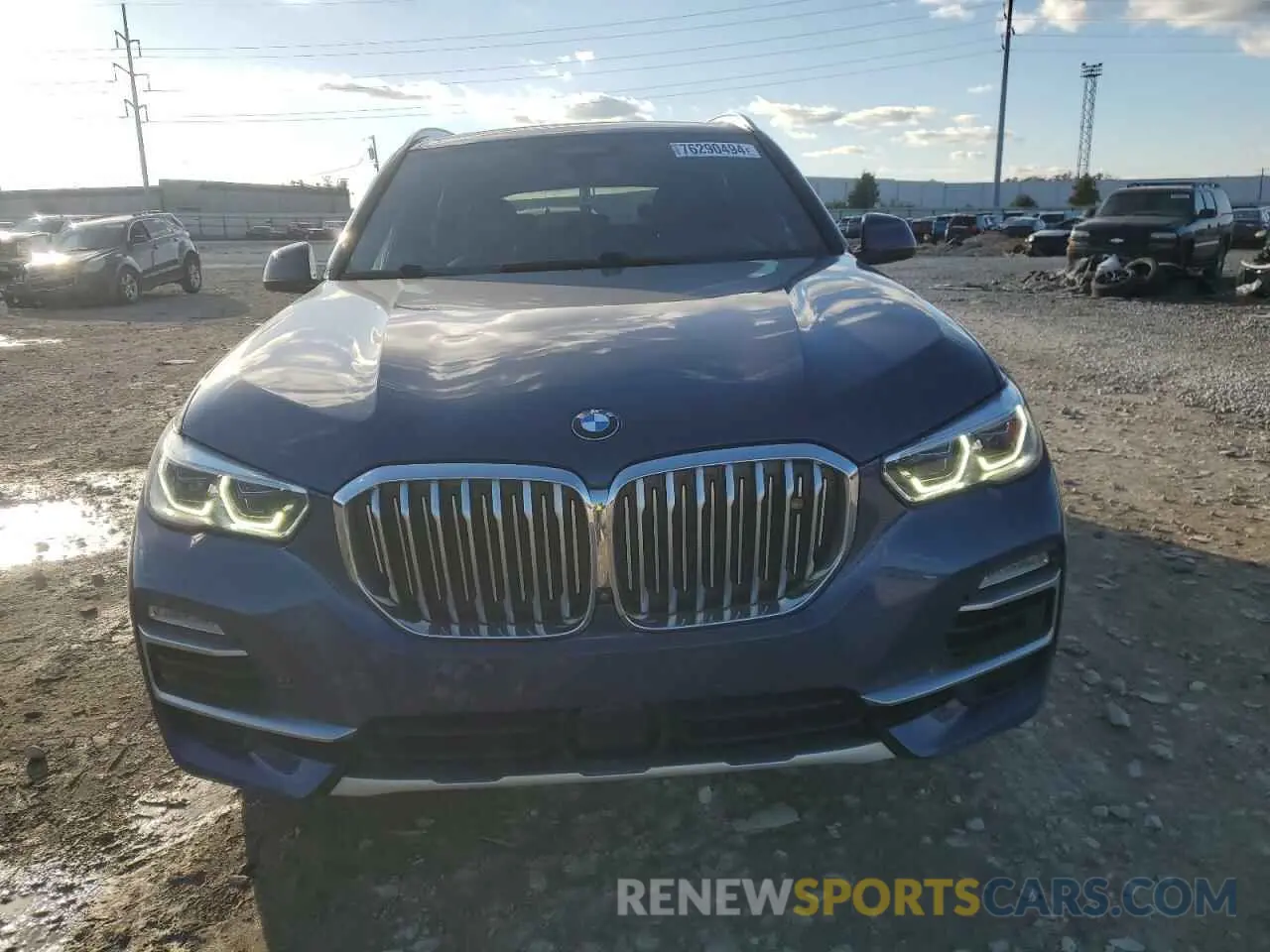 5 Photograph of a damaged car 5UXCR6C51KLL62996 BMW X5 2019