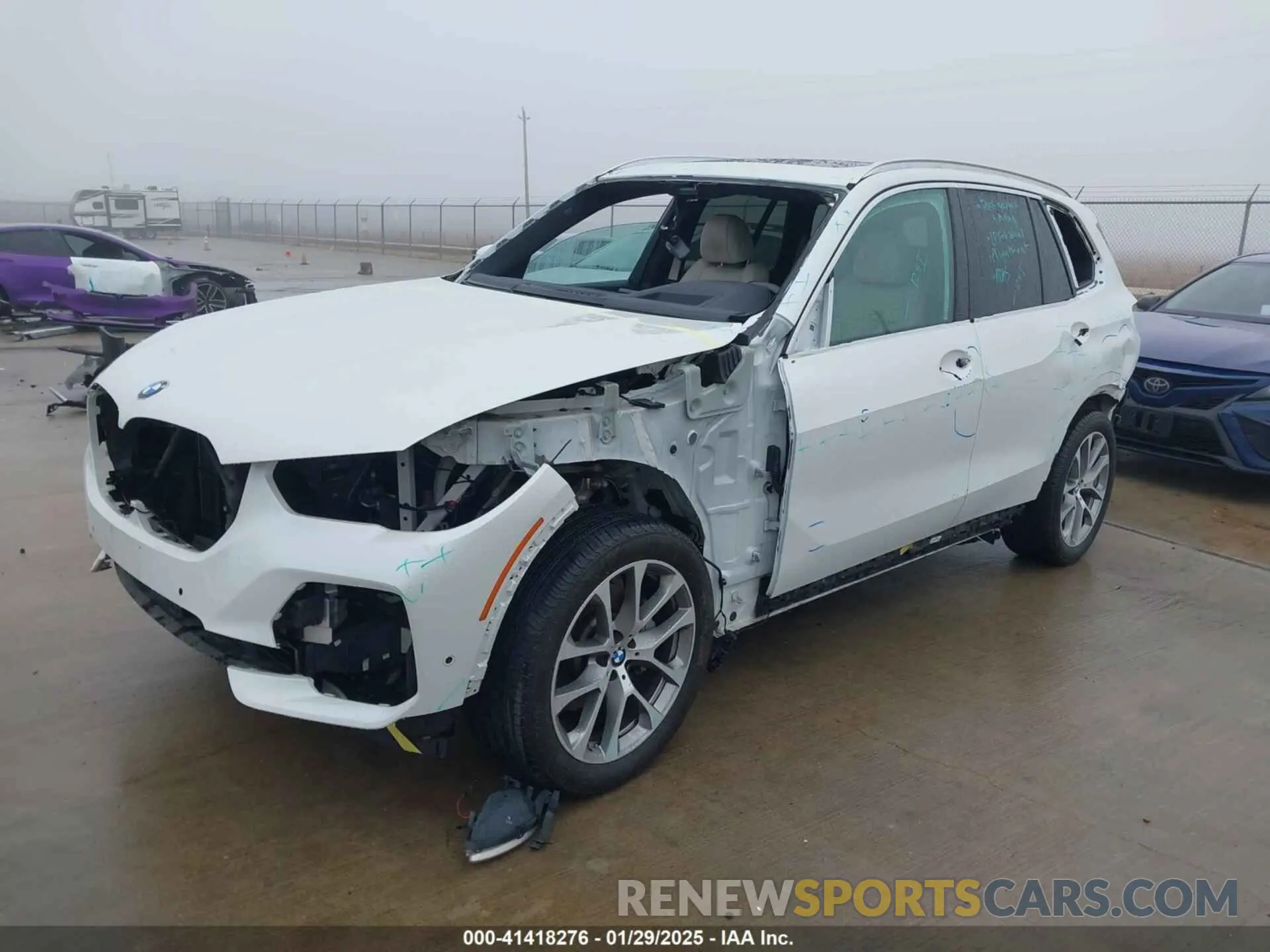 2 Photograph of a damaged car 5UXCR6C52KLL10647 BMW X5 2019