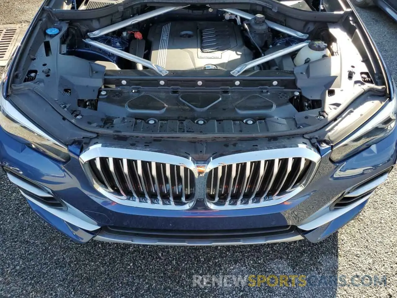 12 Photograph of a damaged car 5UXCR6C52KLL11331 BMW X5 2019