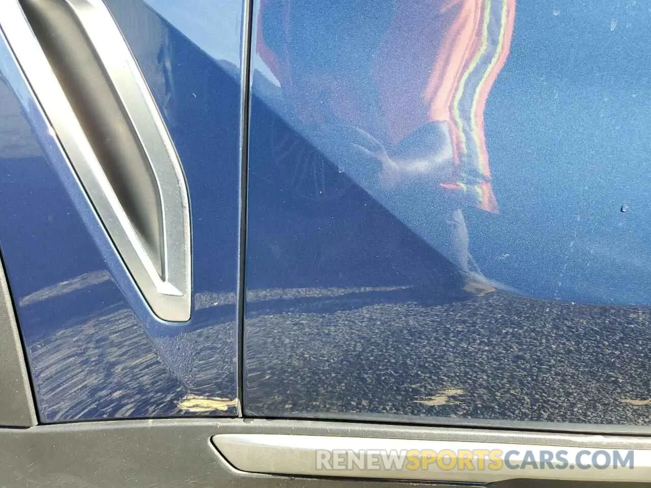 13 Photograph of a damaged car 5UXCR6C52KLL11331 BMW X5 2019
