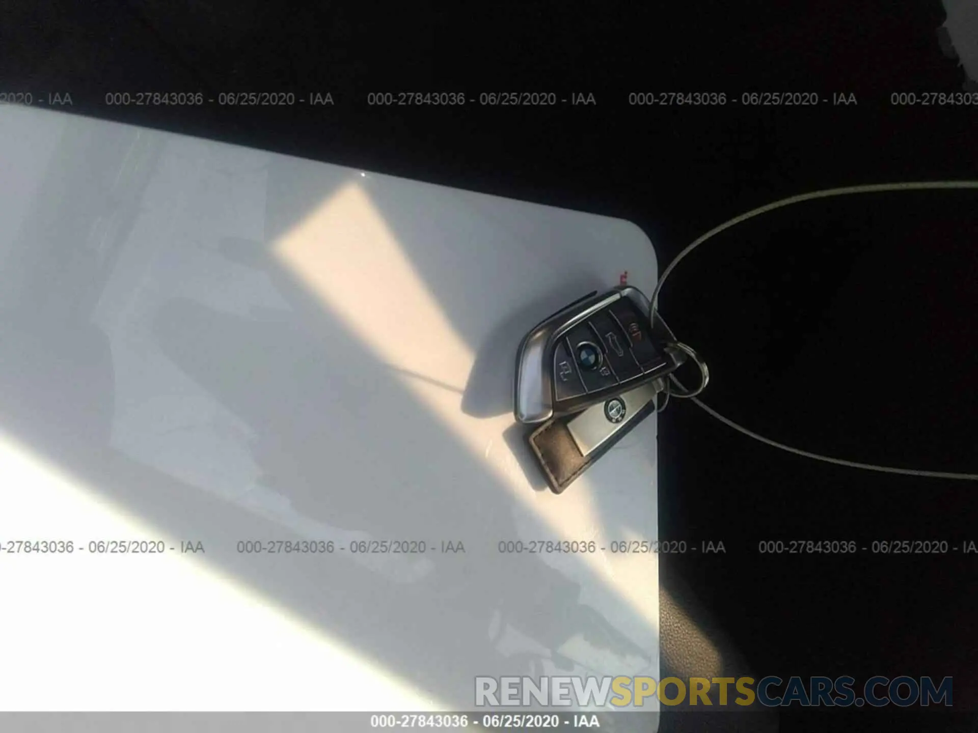 11 Photograph of a damaged car 5UXCR6C53KLK89257 BMW X5 2019