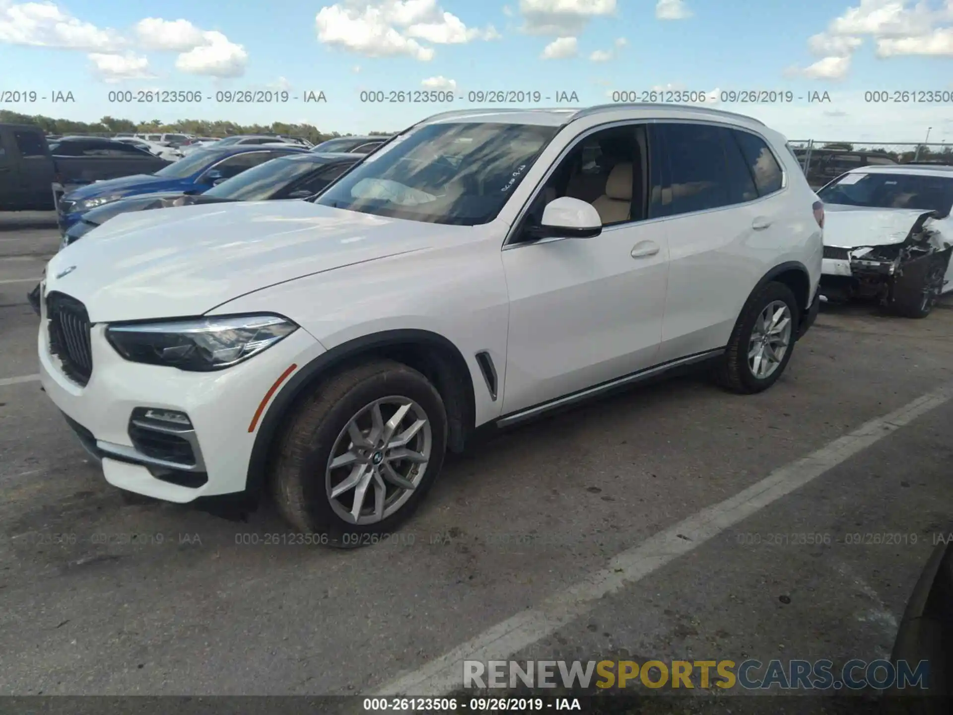 2 Photograph of a damaged car 5UXCR6C53KLL08938 BMW X5 2019