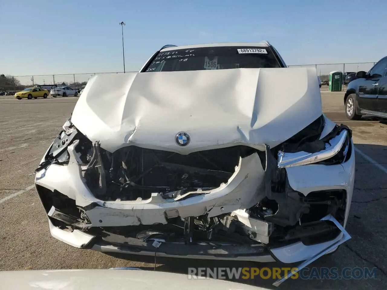 5 Photograph of a damaged car 5UXCR6C53KLL34259 BMW X5 2019