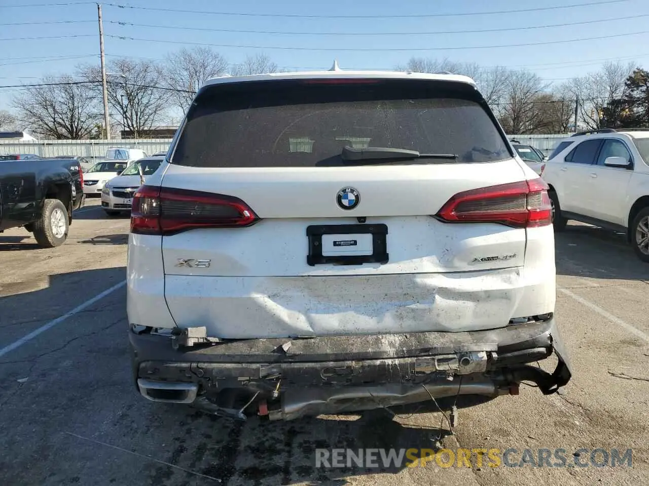 6 Photograph of a damaged car 5UXCR6C53KLL34259 BMW X5 2019