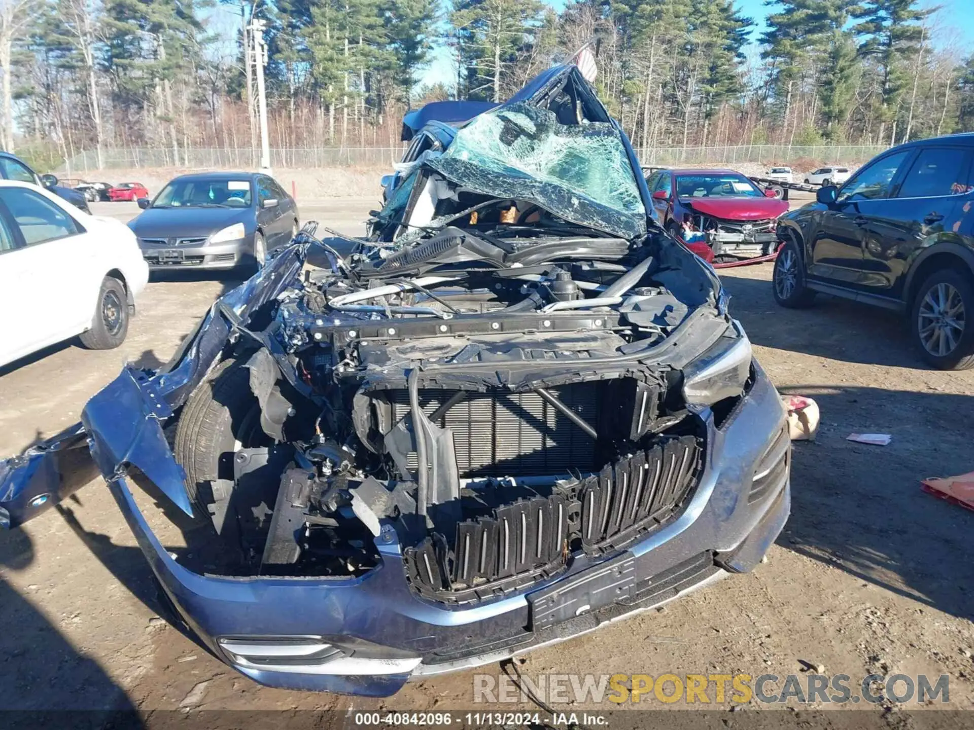 11 Photograph of a damaged car 5UXCR6C54KLL00752 BMW X5 2019