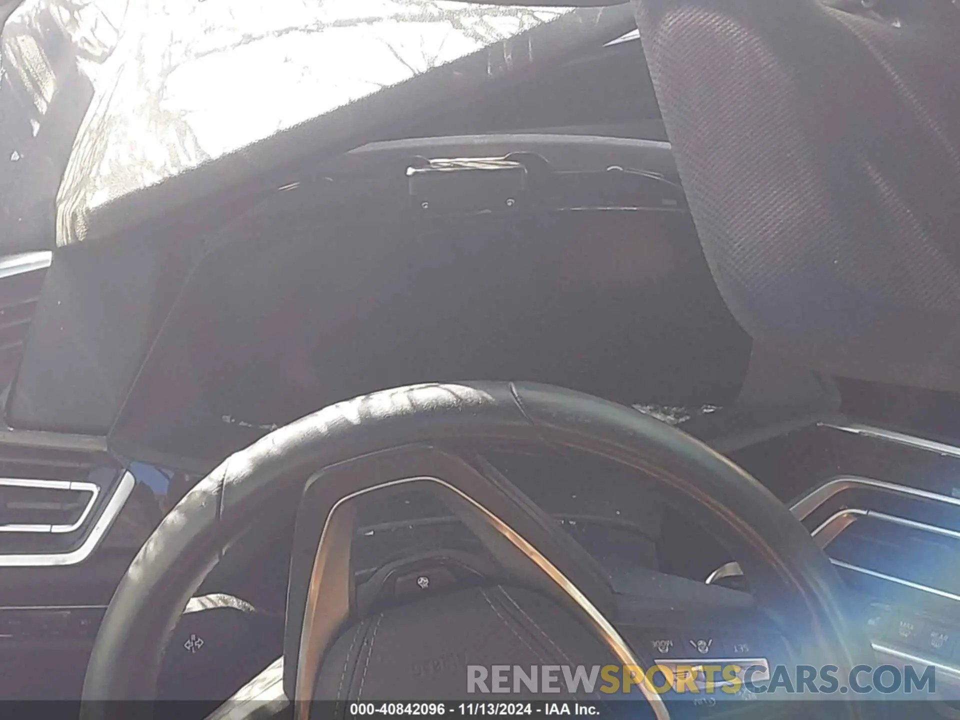 14 Photograph of a damaged car 5UXCR6C54KLL00752 BMW X5 2019