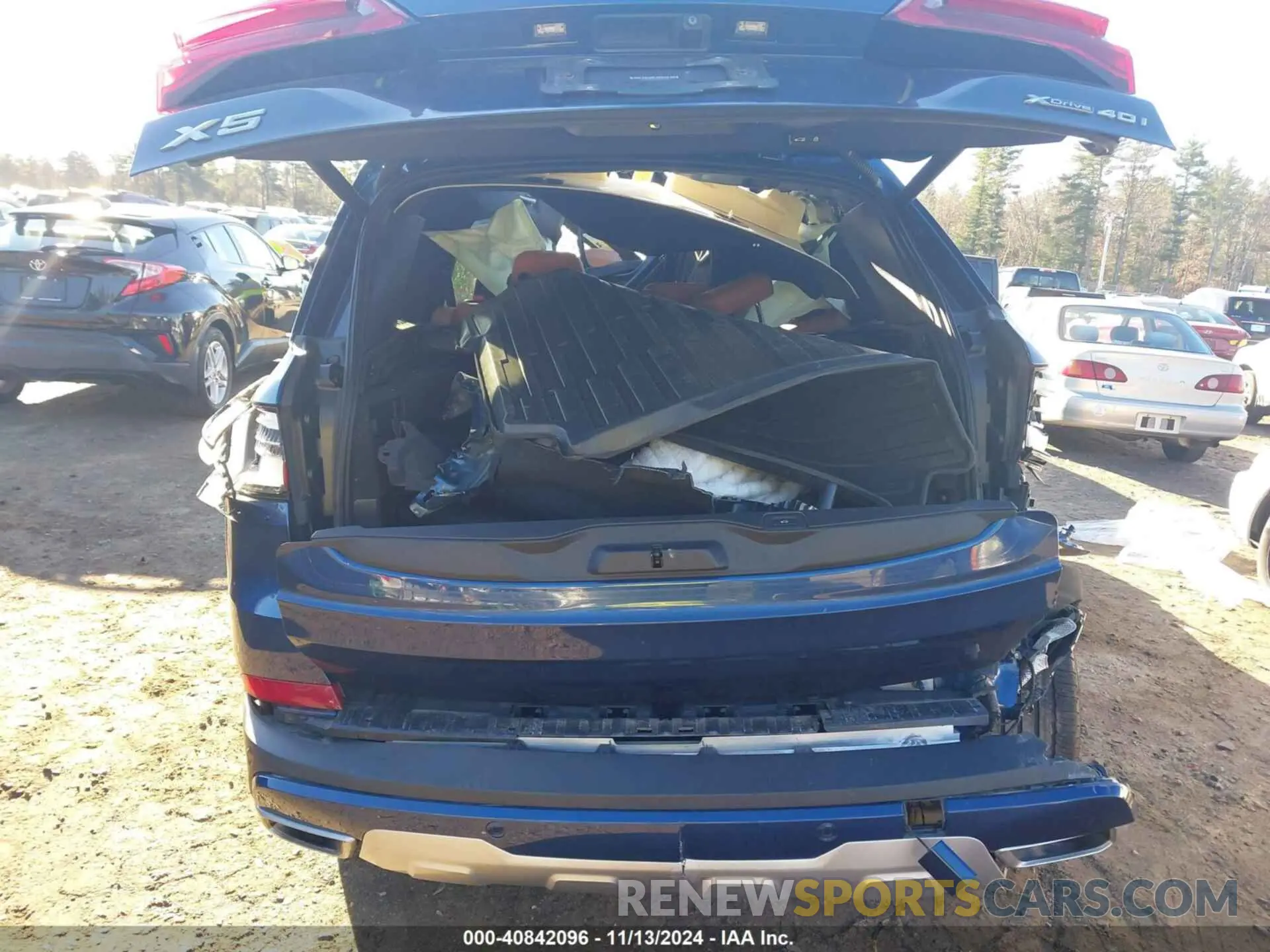 15 Photograph of a damaged car 5UXCR6C54KLL00752 BMW X5 2019