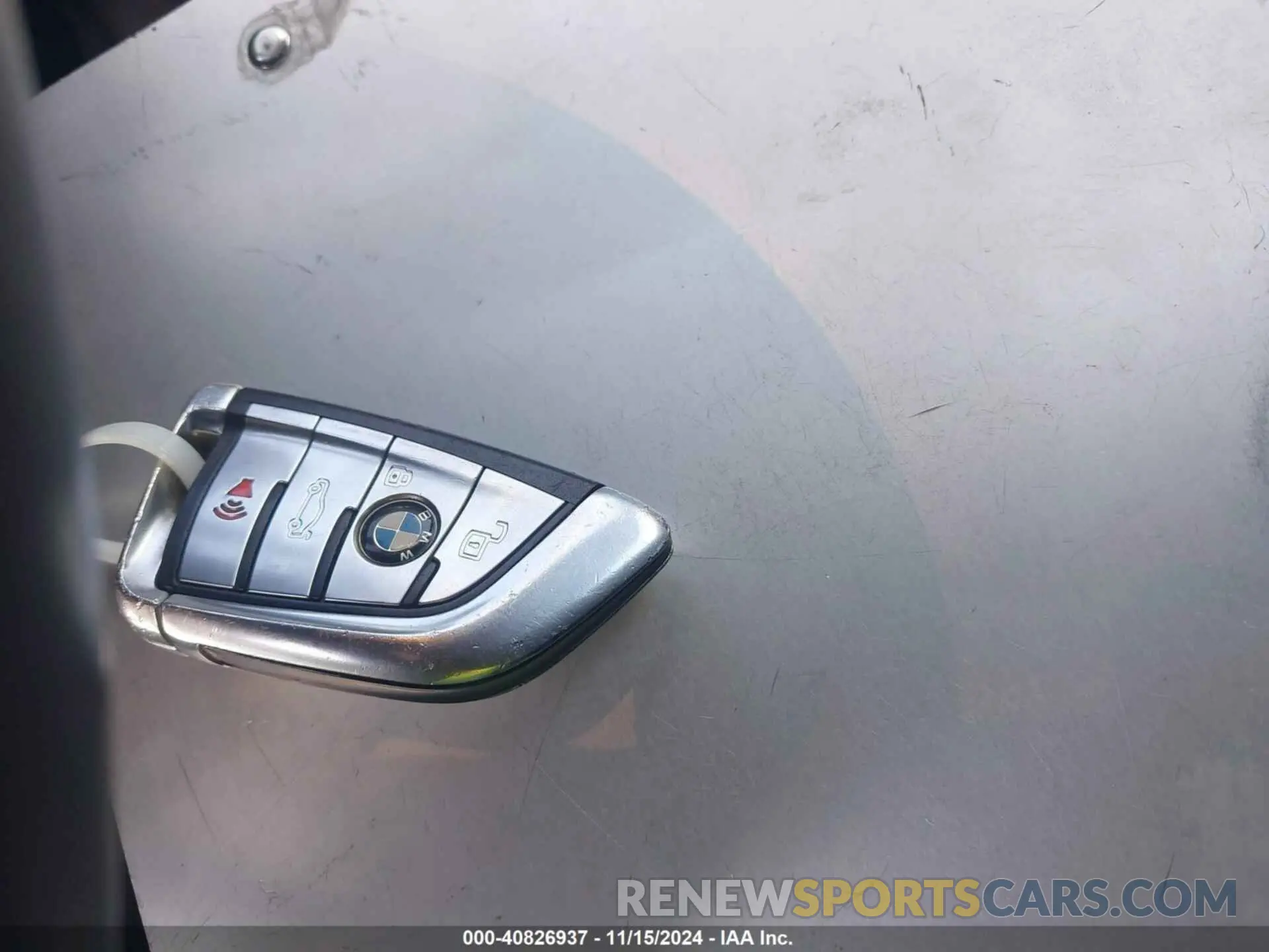 11 Photograph of a damaged car 5UXCR6C54KLL00816 BMW X5 2019