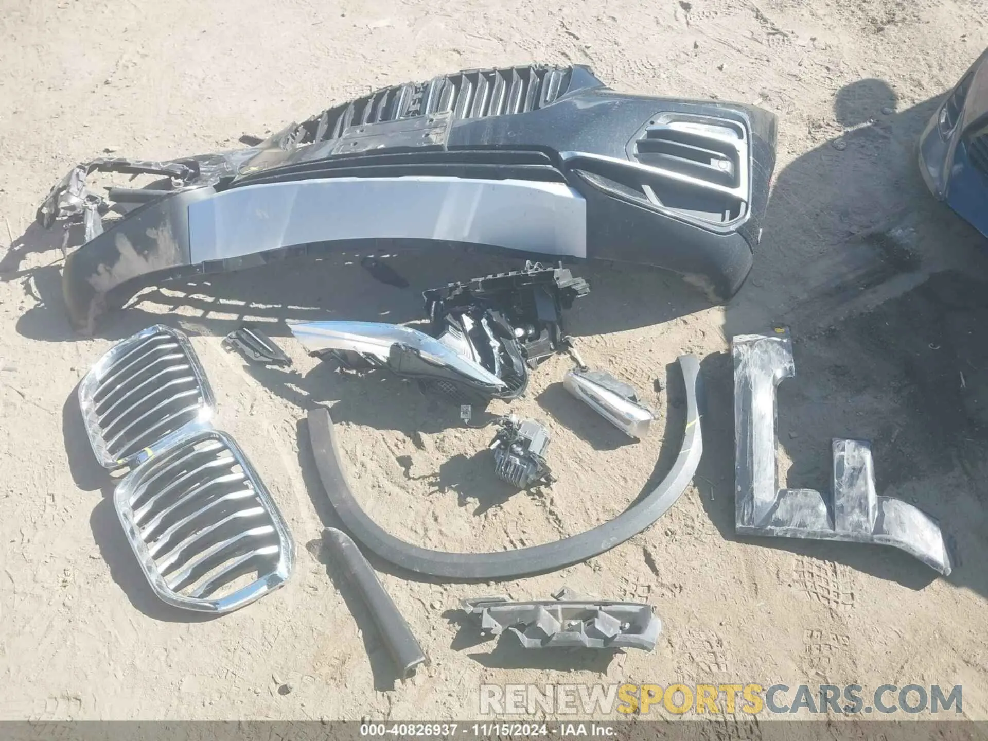 12 Photograph of a damaged car 5UXCR6C54KLL00816 BMW X5 2019