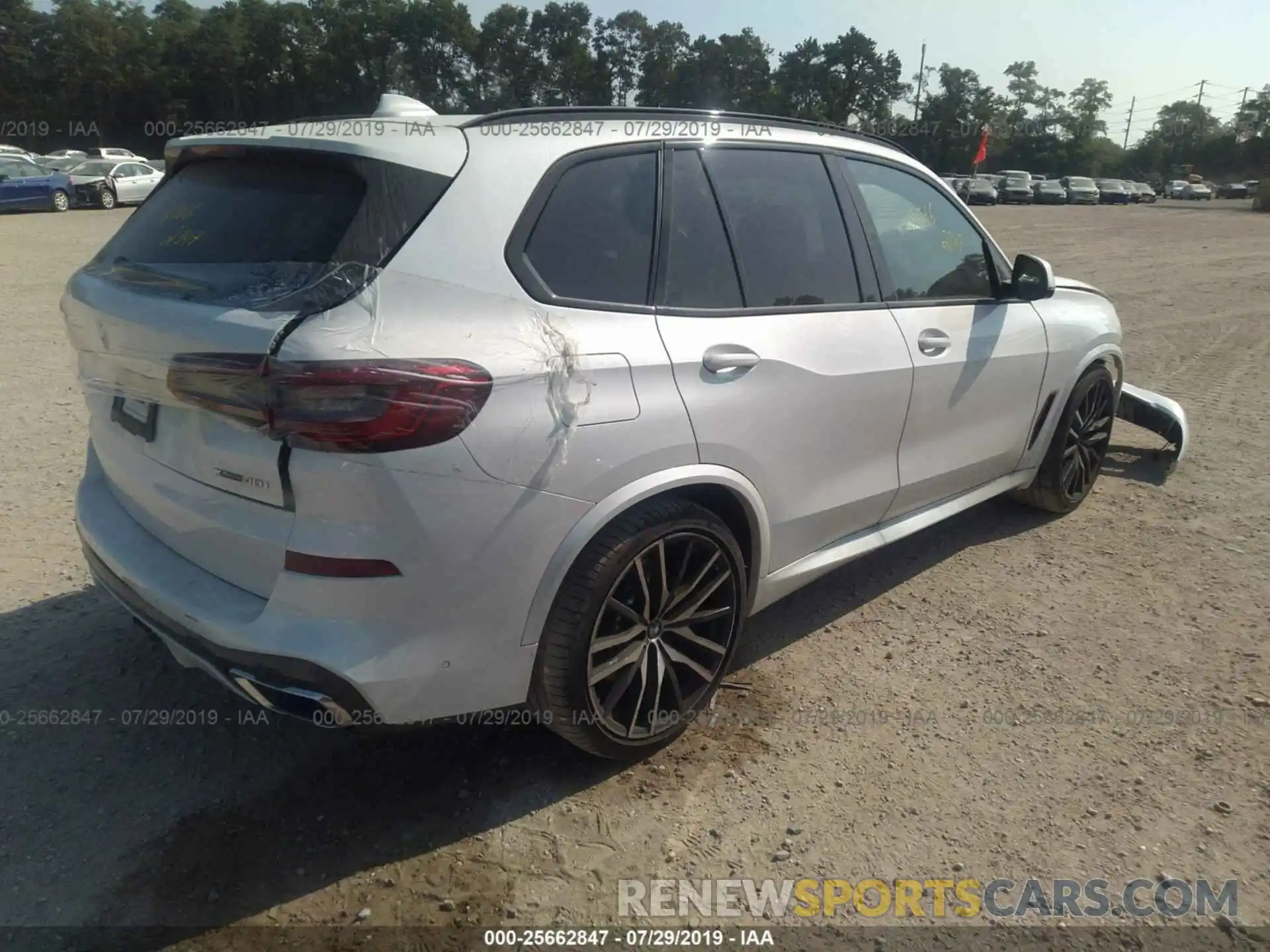 4 Photograph of a damaged car 5UXCR6C54KLL08012 BMW X5 2019