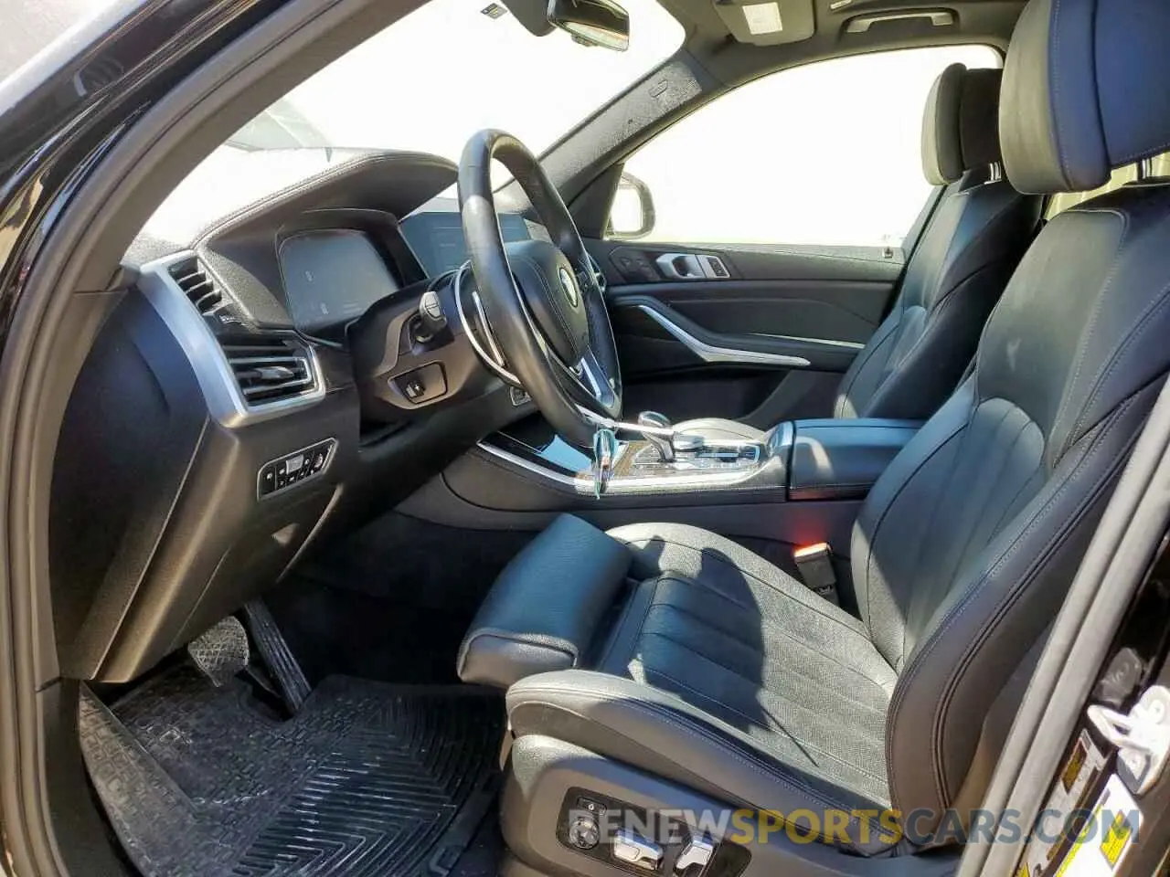 7 Photograph of a damaged car 5UXCR6C54KLL23688 BMW X5 2019