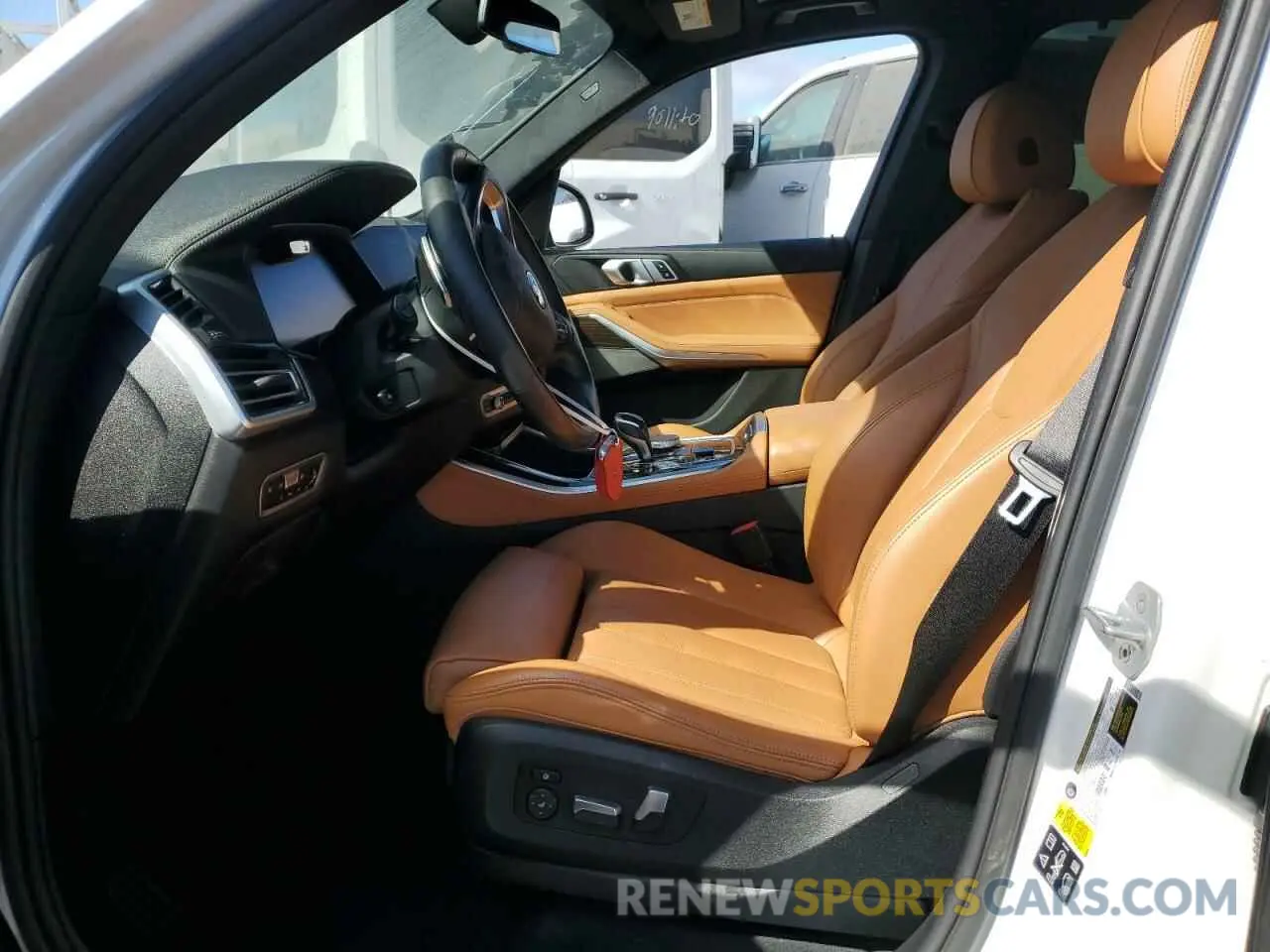 7 Photograph of a damaged car 5UXCR6C54KLL27868 BMW X5 2019