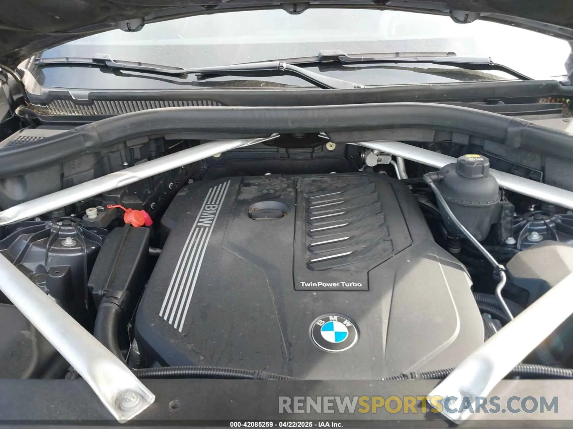 10 Photograph of a damaged car 5UXCR6C54KLL38482 BMW X5 2019