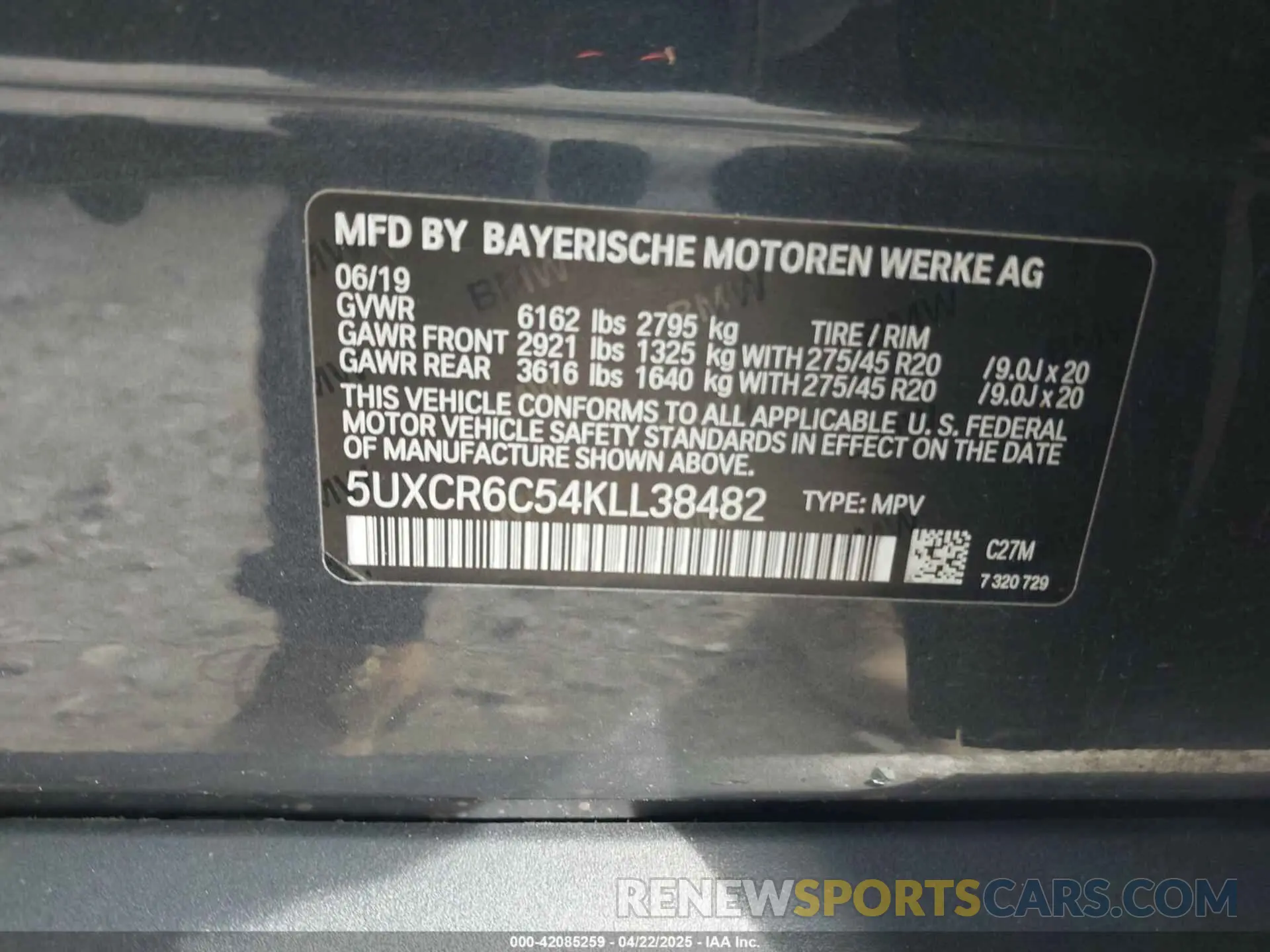 9 Photograph of a damaged car 5UXCR6C54KLL38482 BMW X5 2019