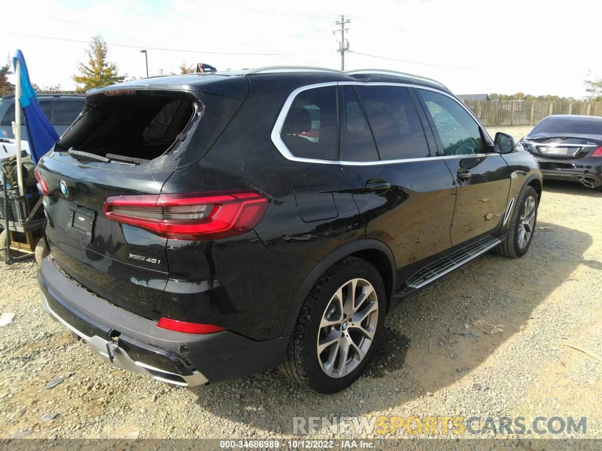 4 Photograph of a damaged car 5UXCR6C54KLL62975 BMW X5 2019