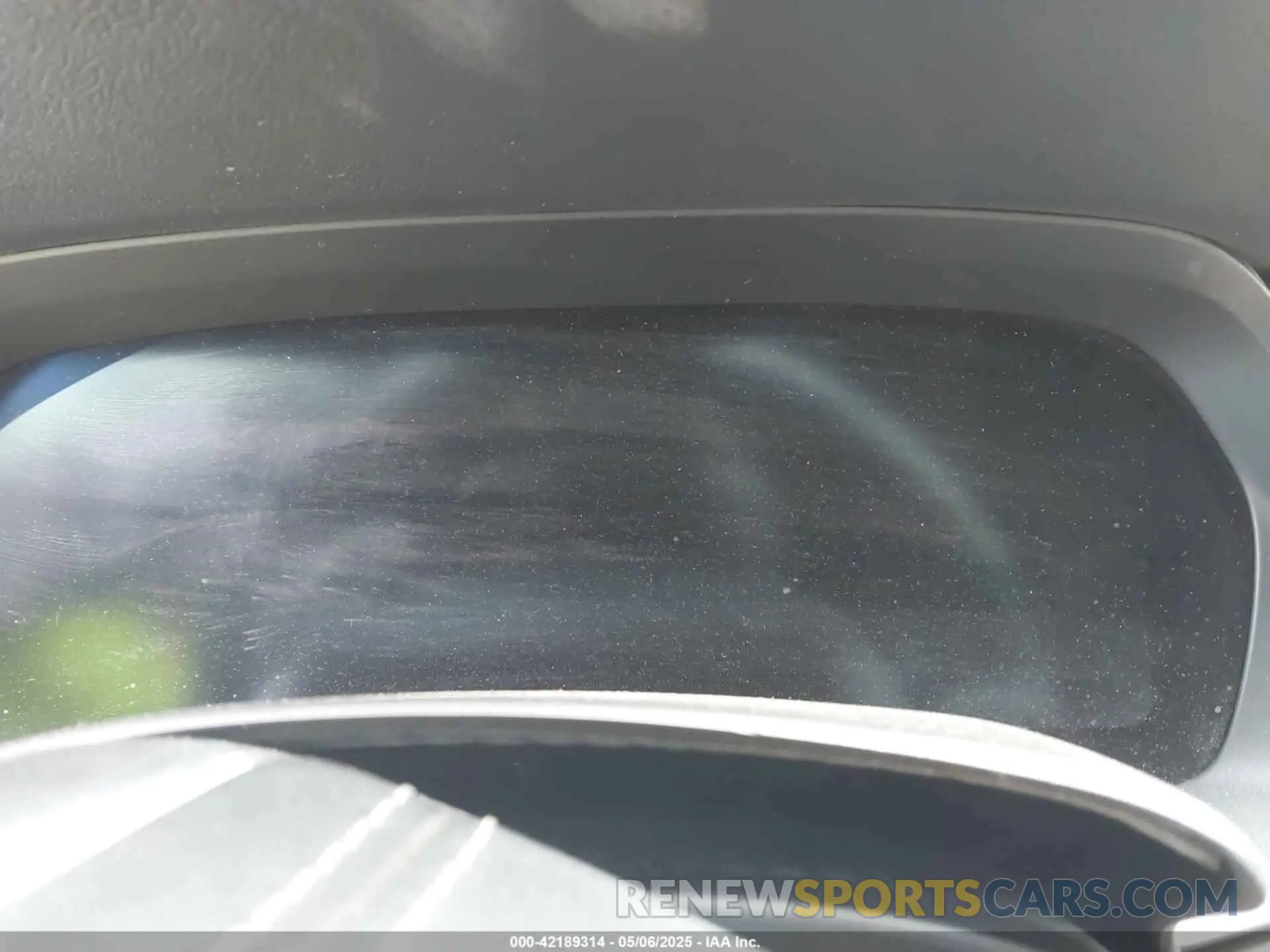 14 Photograph of a damaged car 5UXCR6C54KLL63804 BMW X5 2019