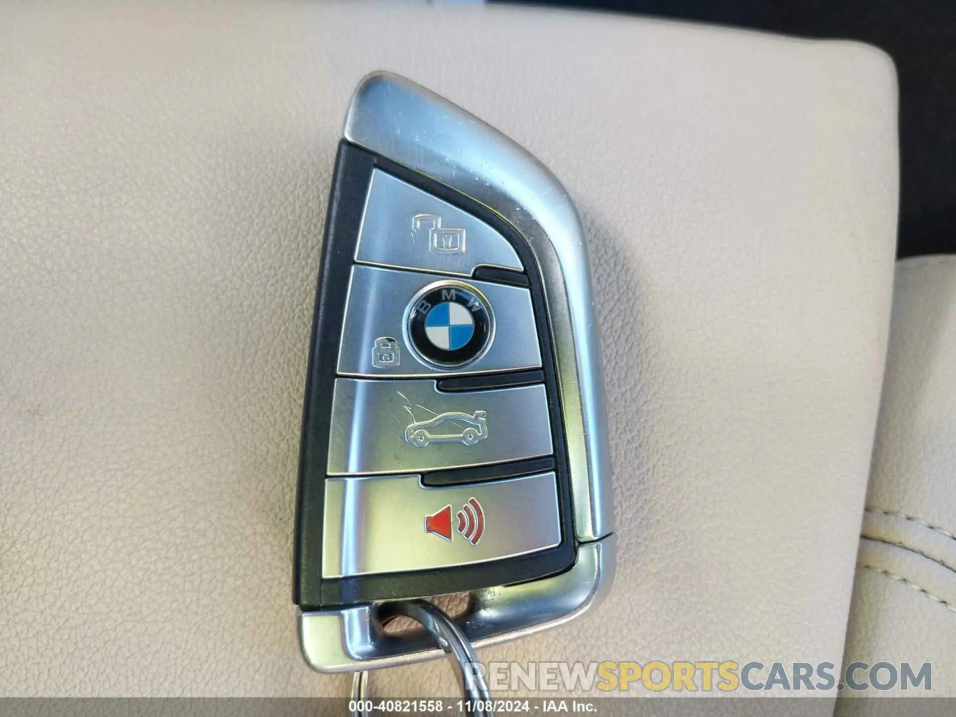11 Photograph of a damaged car 5UXCR6C54KLL64323 BMW X5 2019