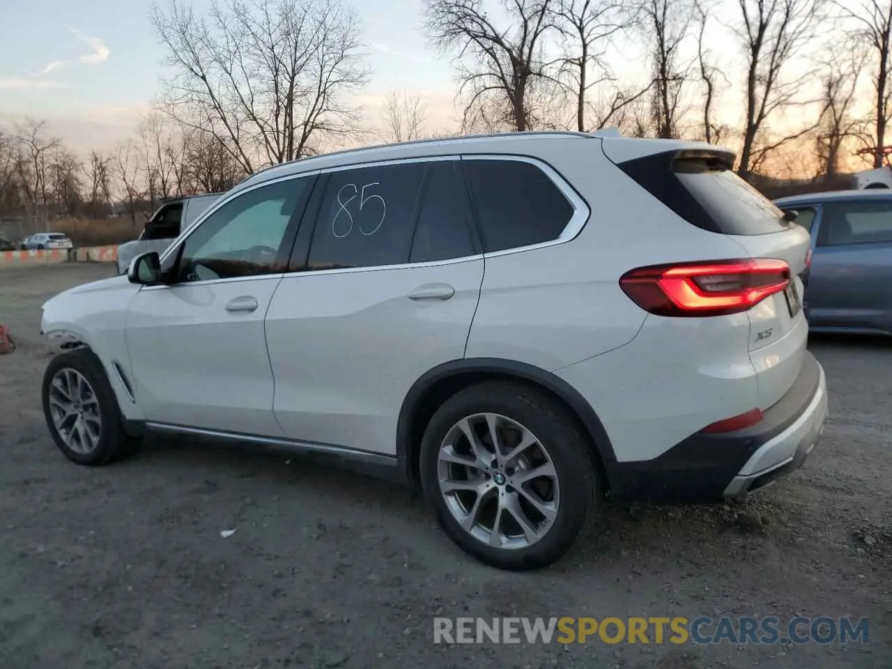 2 Photograph of a damaged car 5UXCR6C54KLL65164 BMW X5 2019