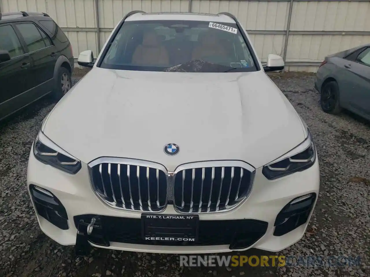 9 Photograph of a damaged car 5UXCR6C55KLL03059 BMW X5 2019