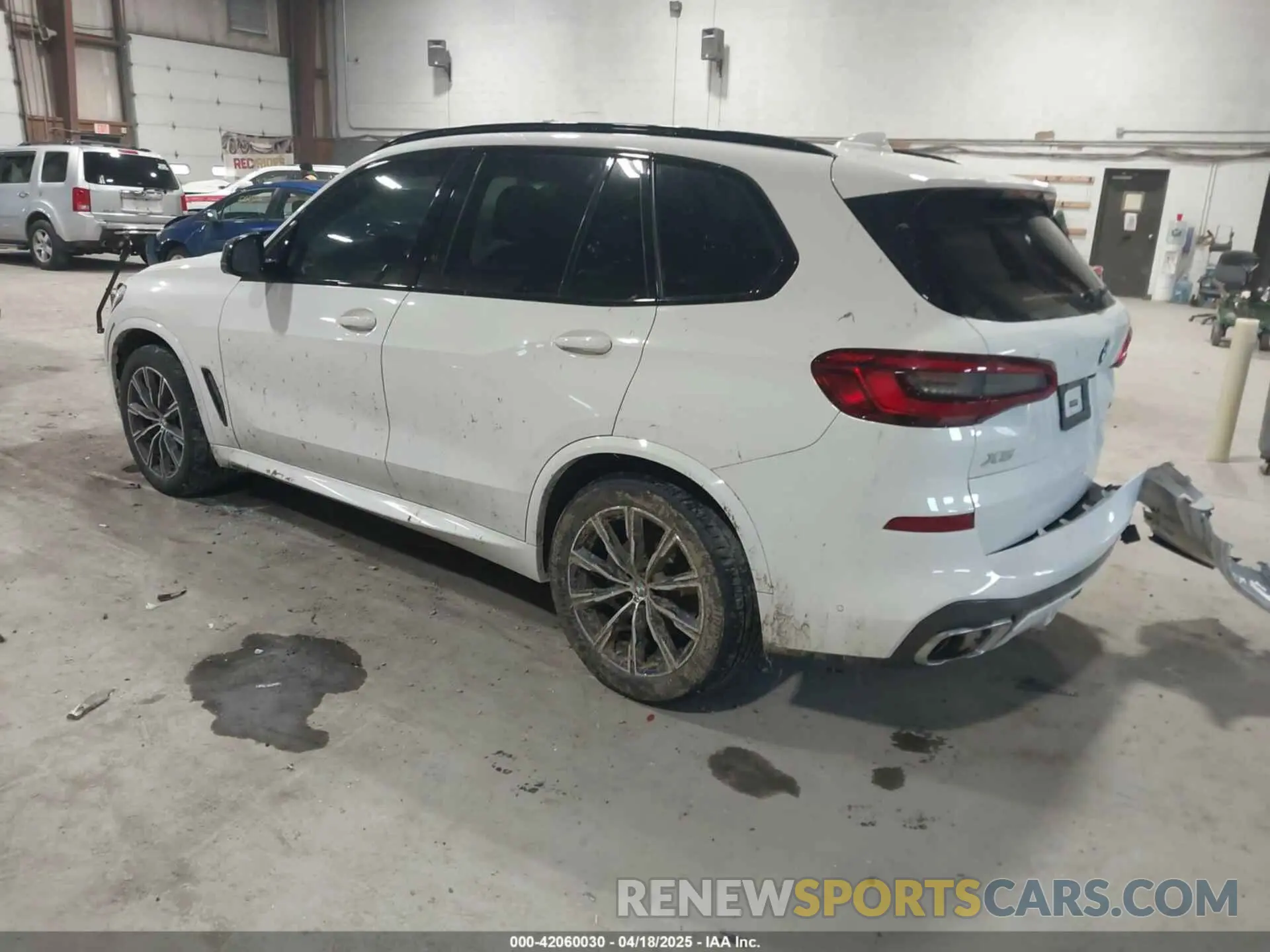 3 Photograph of a damaged car 5UXCR6C55KLL03630 BMW X5 2019