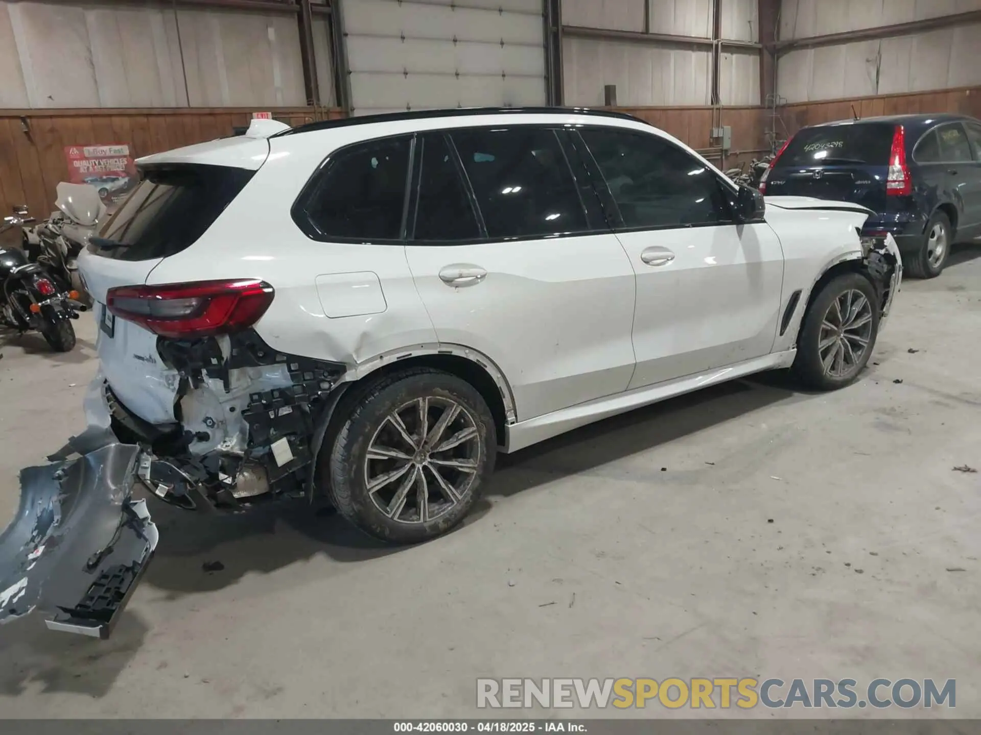 4 Photograph of a damaged car 5UXCR6C55KLL03630 BMW X5 2019