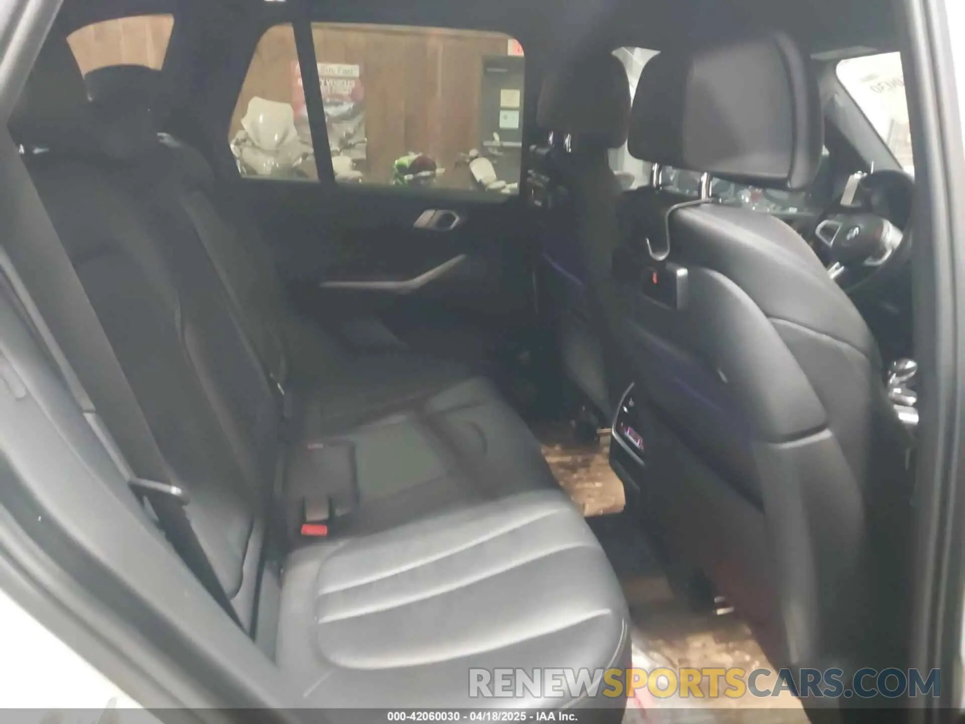 8 Photograph of a damaged car 5UXCR6C55KLL03630 BMW X5 2019
