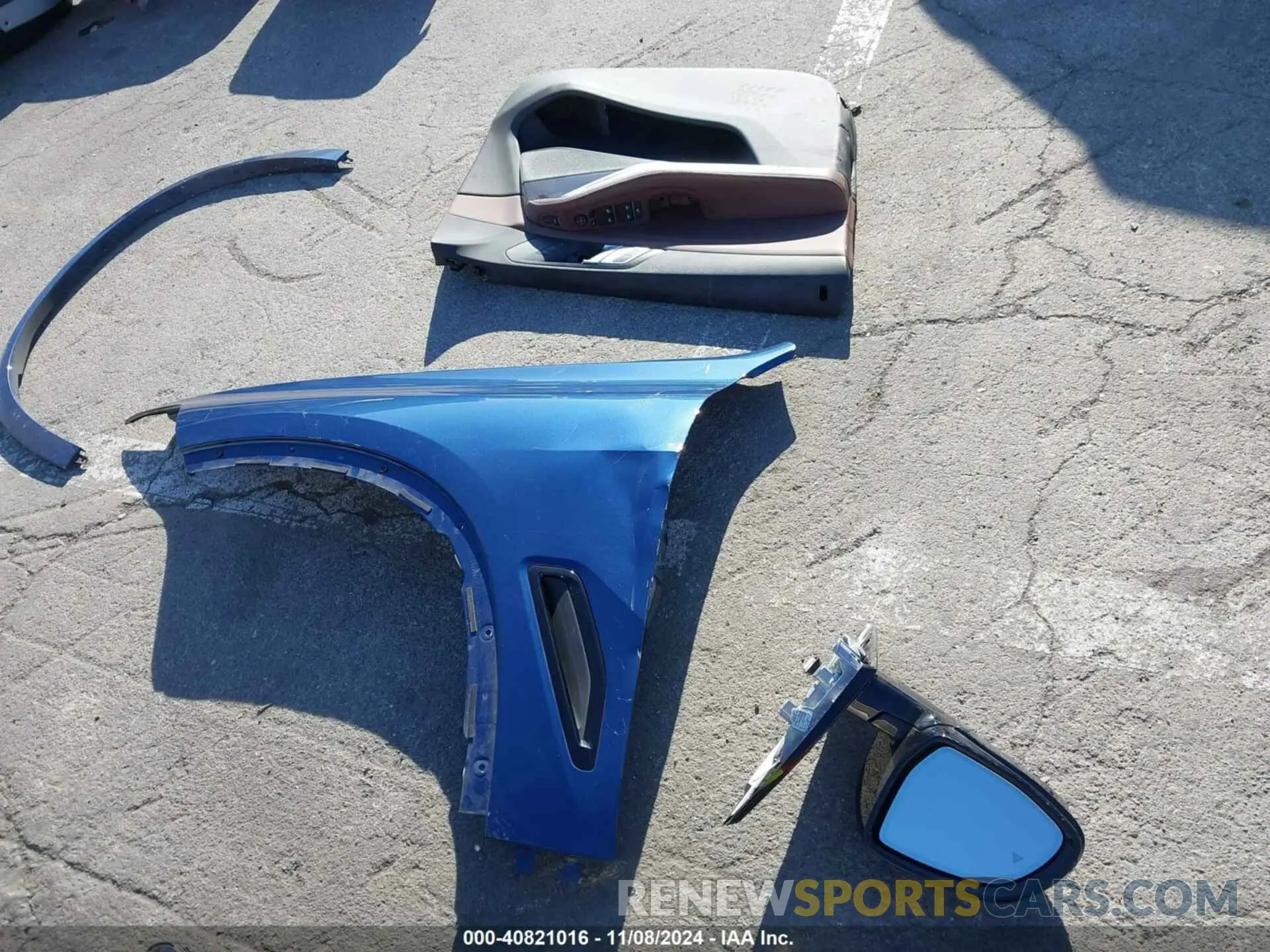 19 Photograph of a damaged car 5UXCR6C55KLL52360 BMW X5 2019