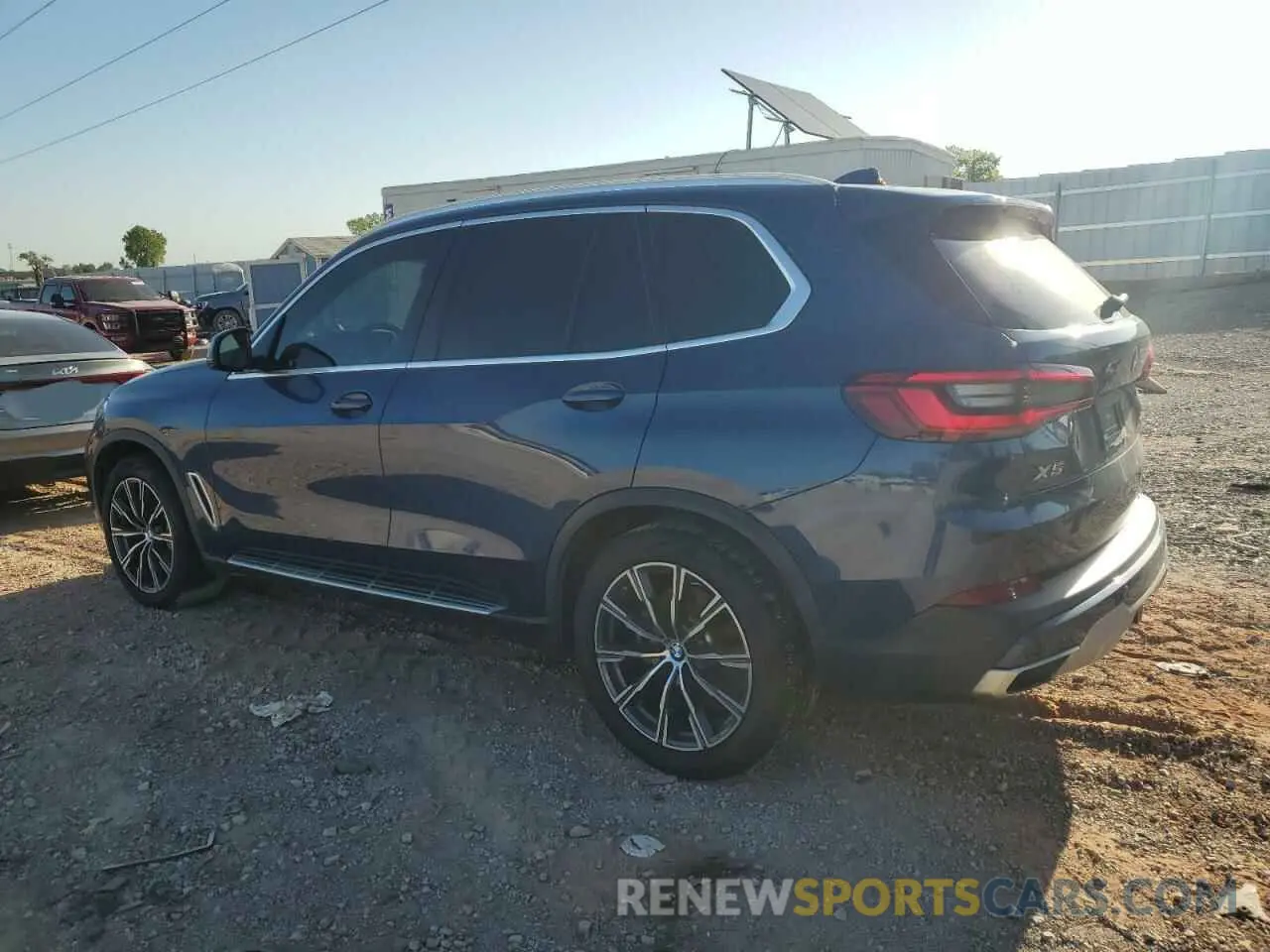 2 Photograph of a damaged car 5UXCR6C56KLK84781 BMW X5 2019