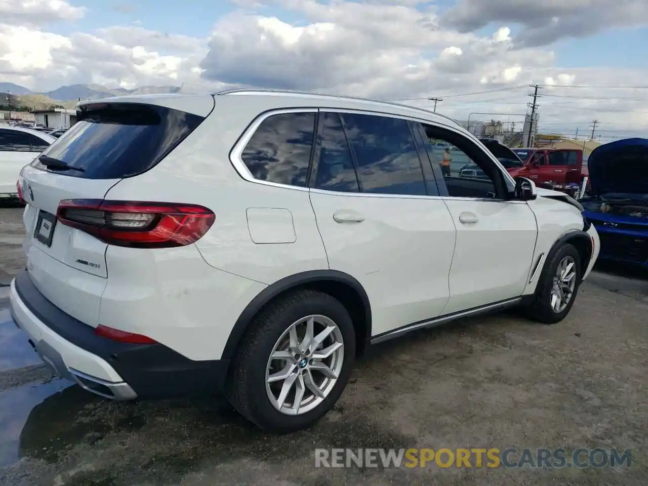 3 Photograph of a damaged car 5UXCR6C56KLK89513 BMW X5 2019