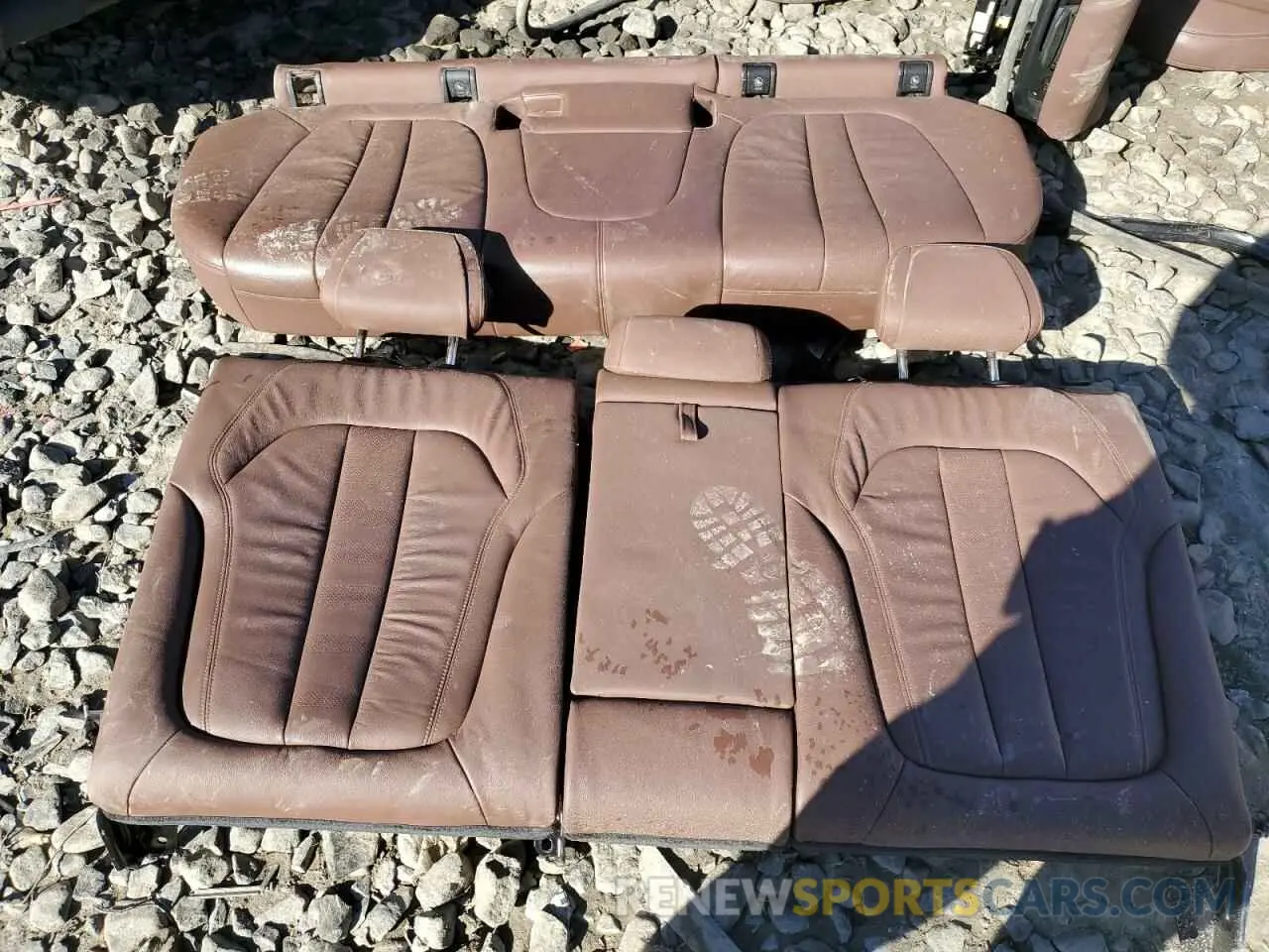 12 Photograph of a damaged car 5UXCR6C56KLL01112 BMW X5 2019