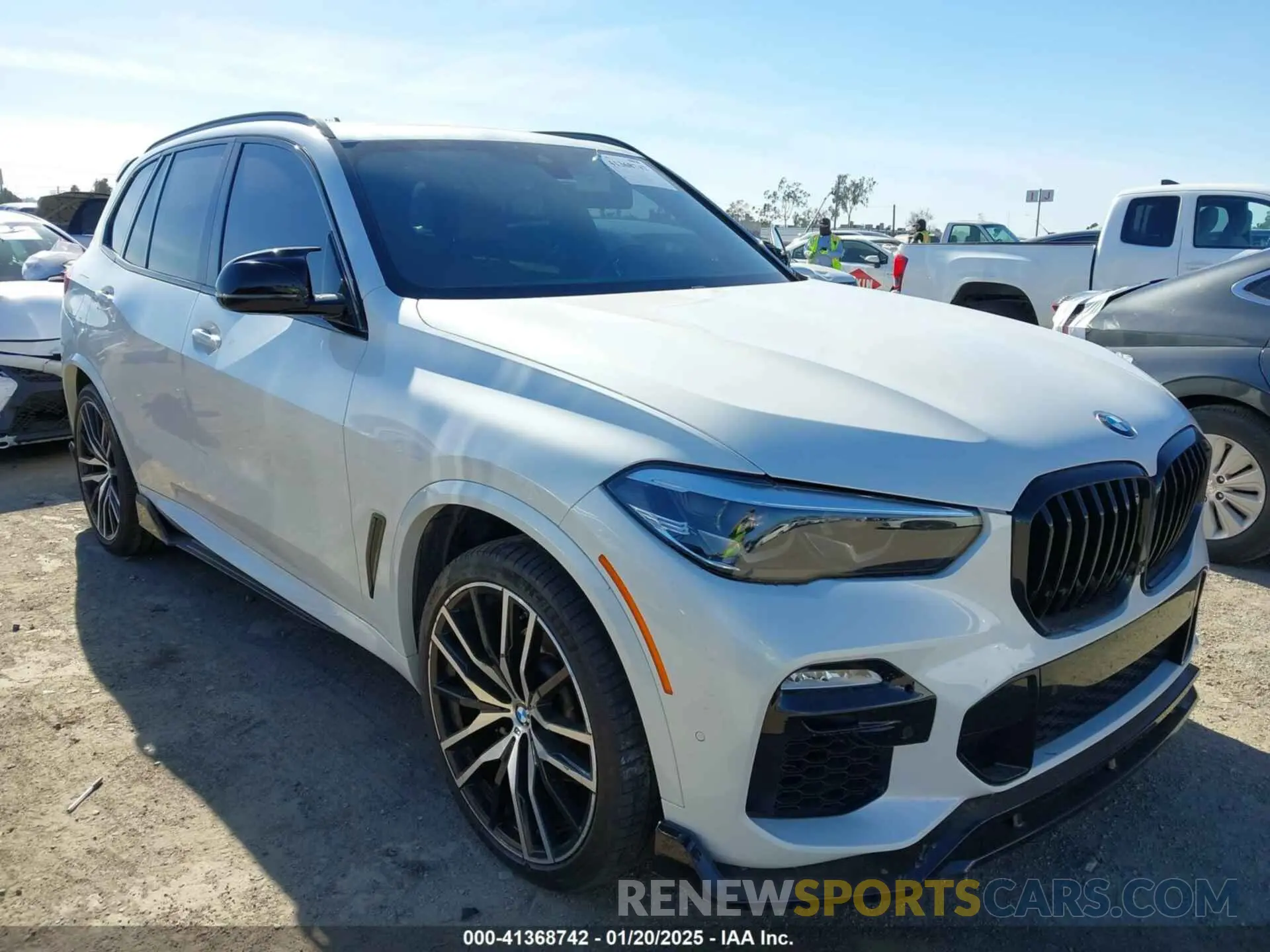 1 Photograph of a damaged car 5UXCR6C56KLL39617 BMW X5 2019