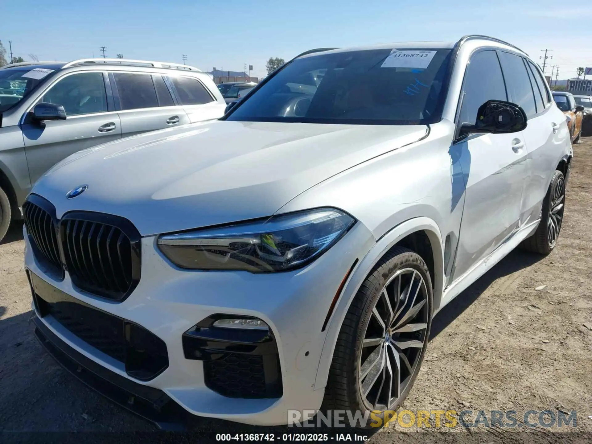 2 Photograph of a damaged car 5UXCR6C56KLL39617 BMW X5 2019