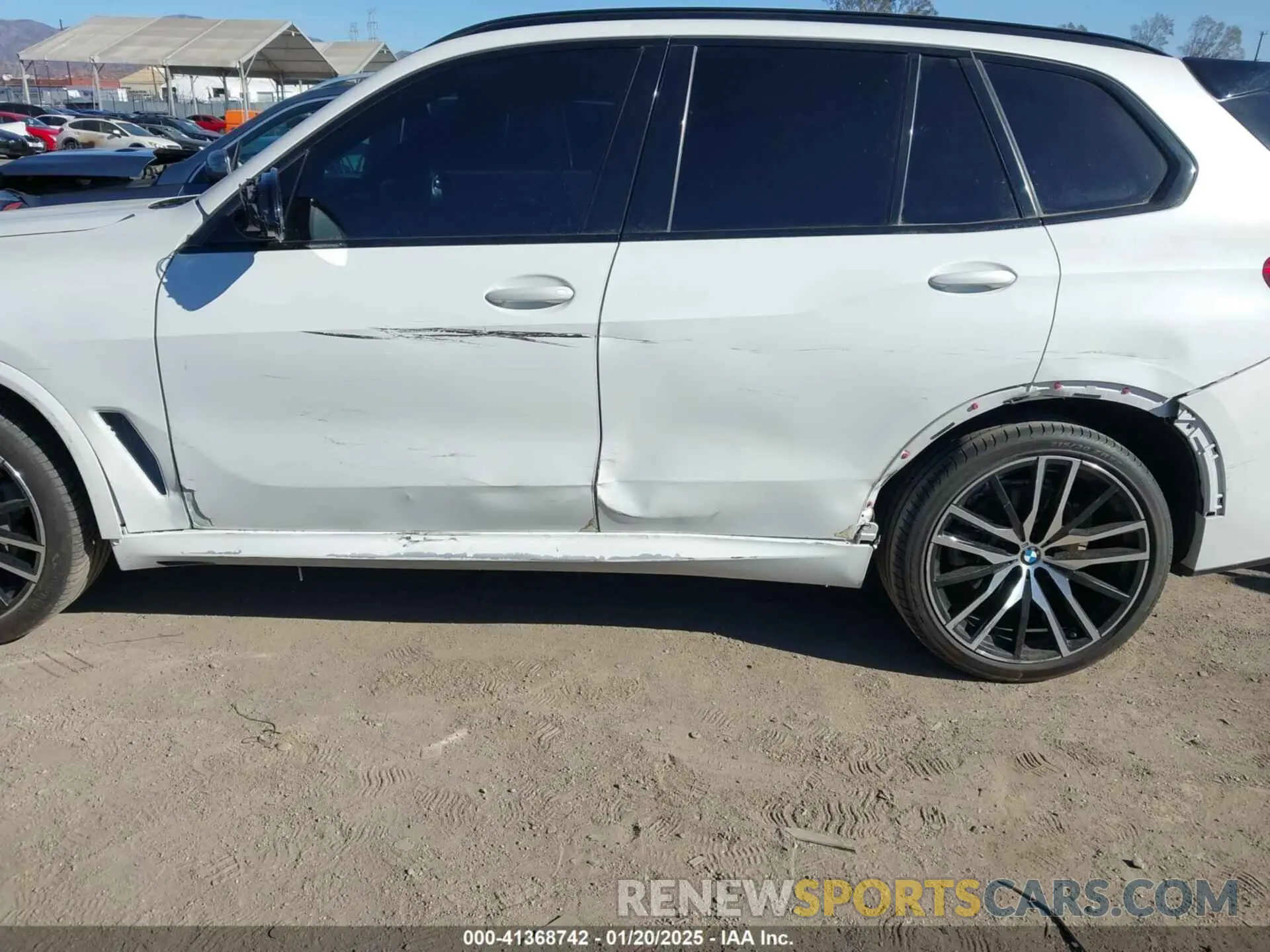6 Photograph of a damaged car 5UXCR6C56KLL39617 BMW X5 2019