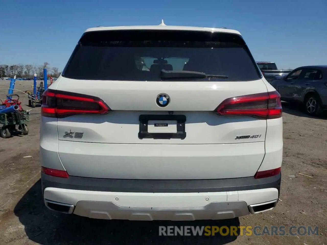 6 Photograph of a damaged car 5UXCR6C56KLL51539 BMW X5 2019