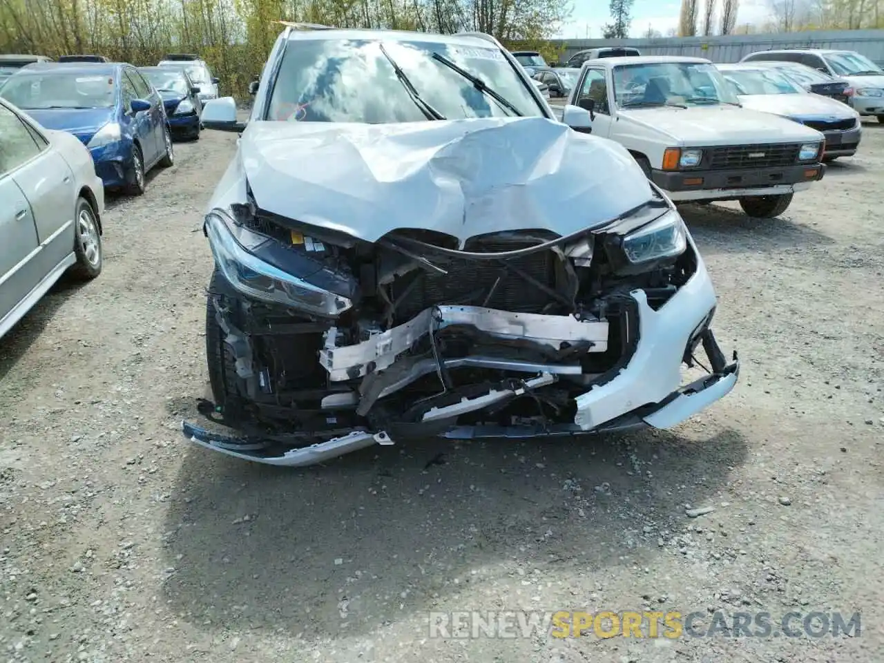 9 Photograph of a damaged car 5UXCR6C57KLB12276 BMW X5 2019