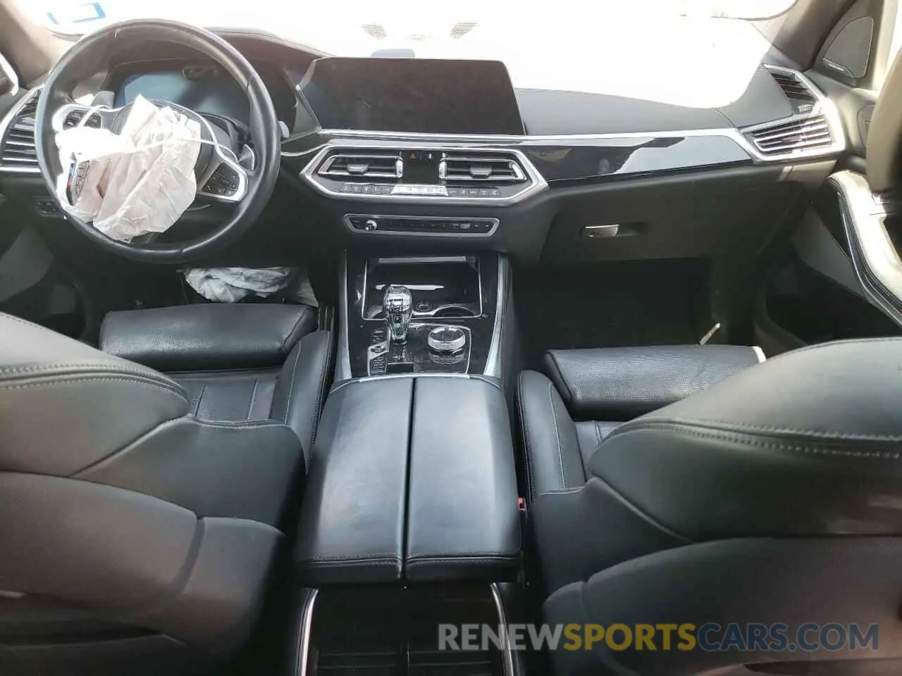 8 Photograph of a damaged car 5UXCR6C57KLK86877 BMW X5 2019
