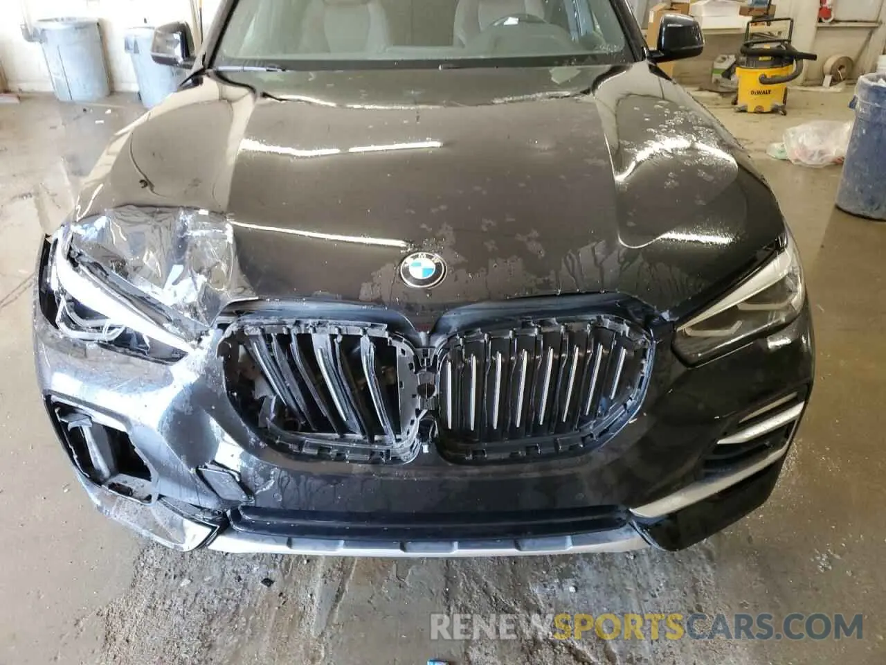 12 Photograph of a damaged car 5UXCR6C57KLK88824 BMW X5 2019