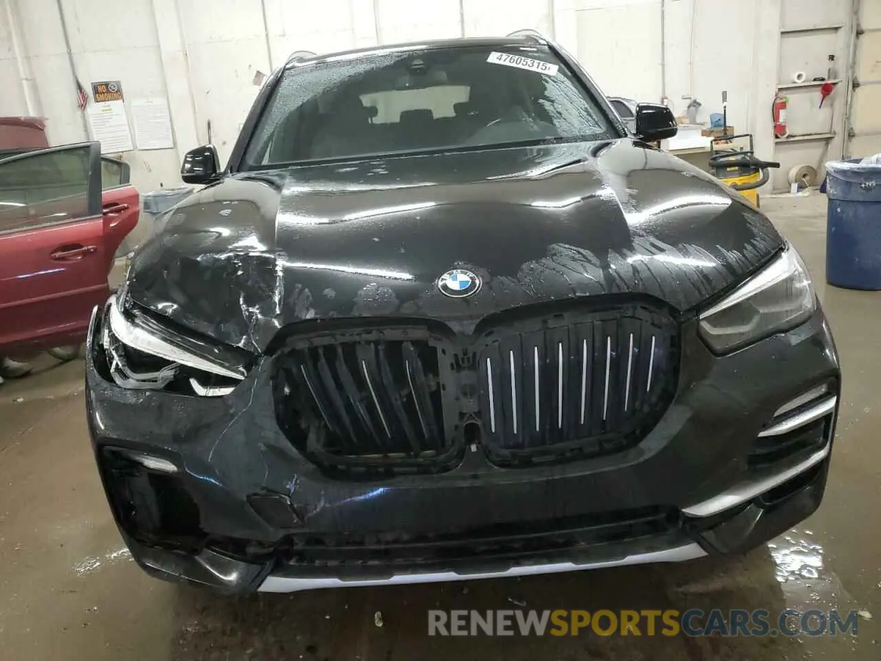 5 Photograph of a damaged car 5UXCR6C57KLK88824 BMW X5 2019
